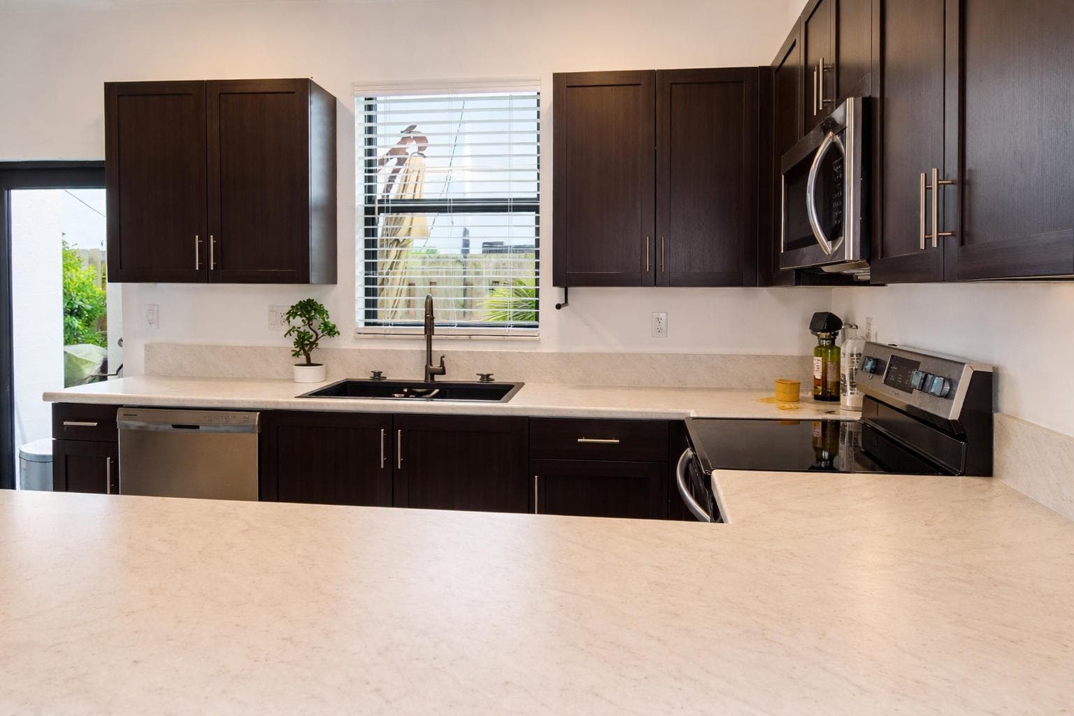 519 SW 19th Terrace, Fort Lauderdale, FL 33312 — photo 17 of 42