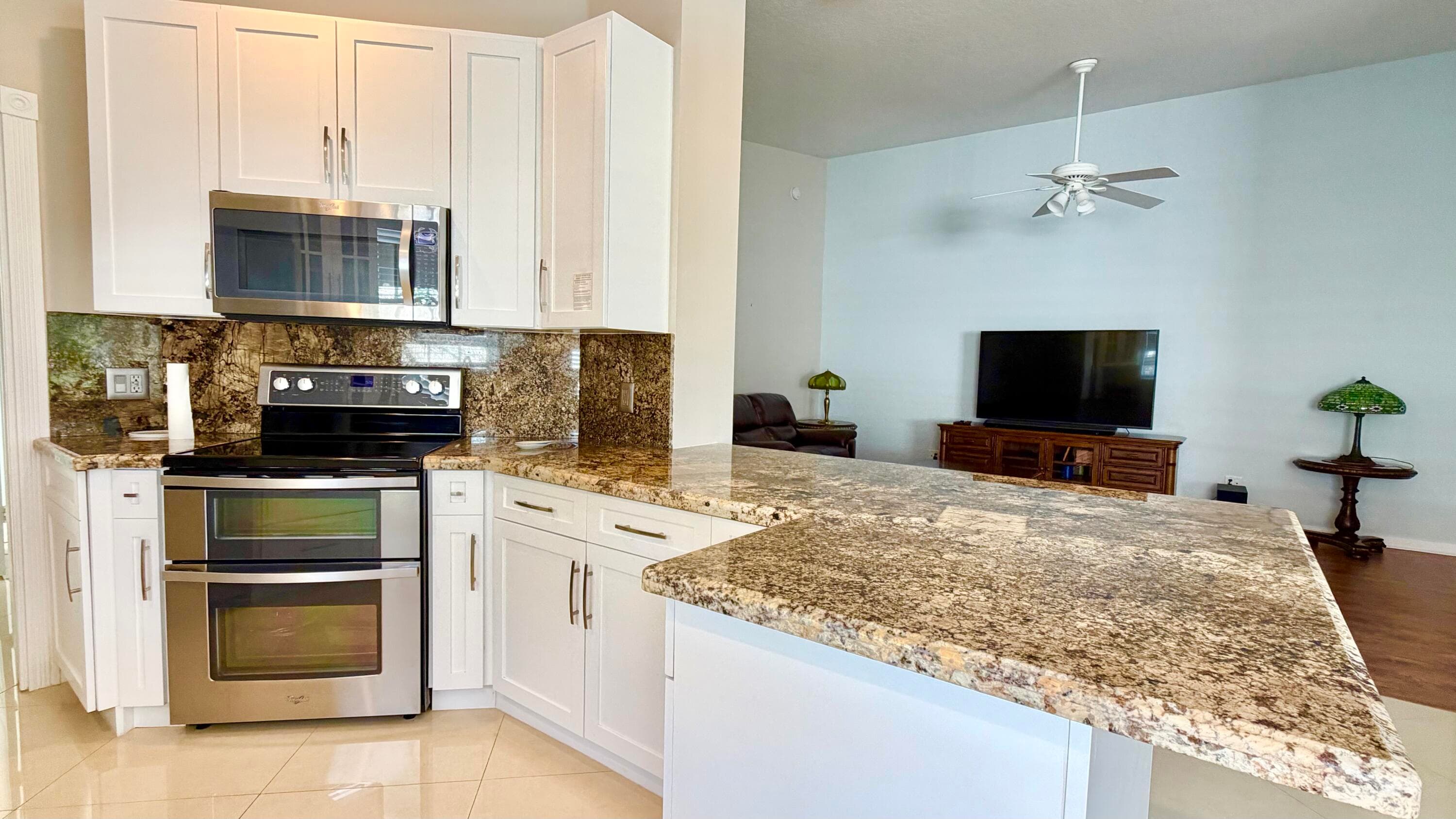 7735 Pine Island Way, West Palm Beach, FL 33411 — photo 4 of 54