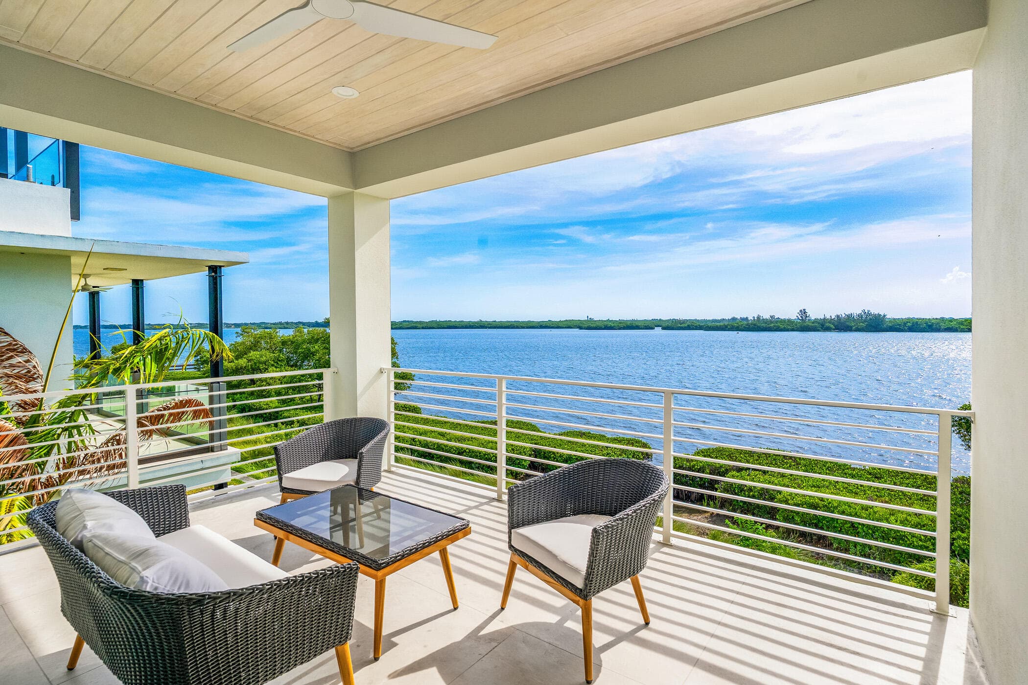 4842 S Harbor Drive, Vero Beach, FL 32967 — photo 26 of 48