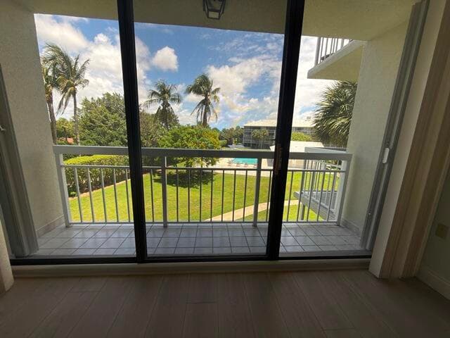 2601 Village Boulevard 301, West Palm Beach, FL 33409 — photo 3 of 29