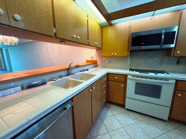 2601 Village Boulevard 301, West Palm Beach, FL 33409 — photo 8 of 29