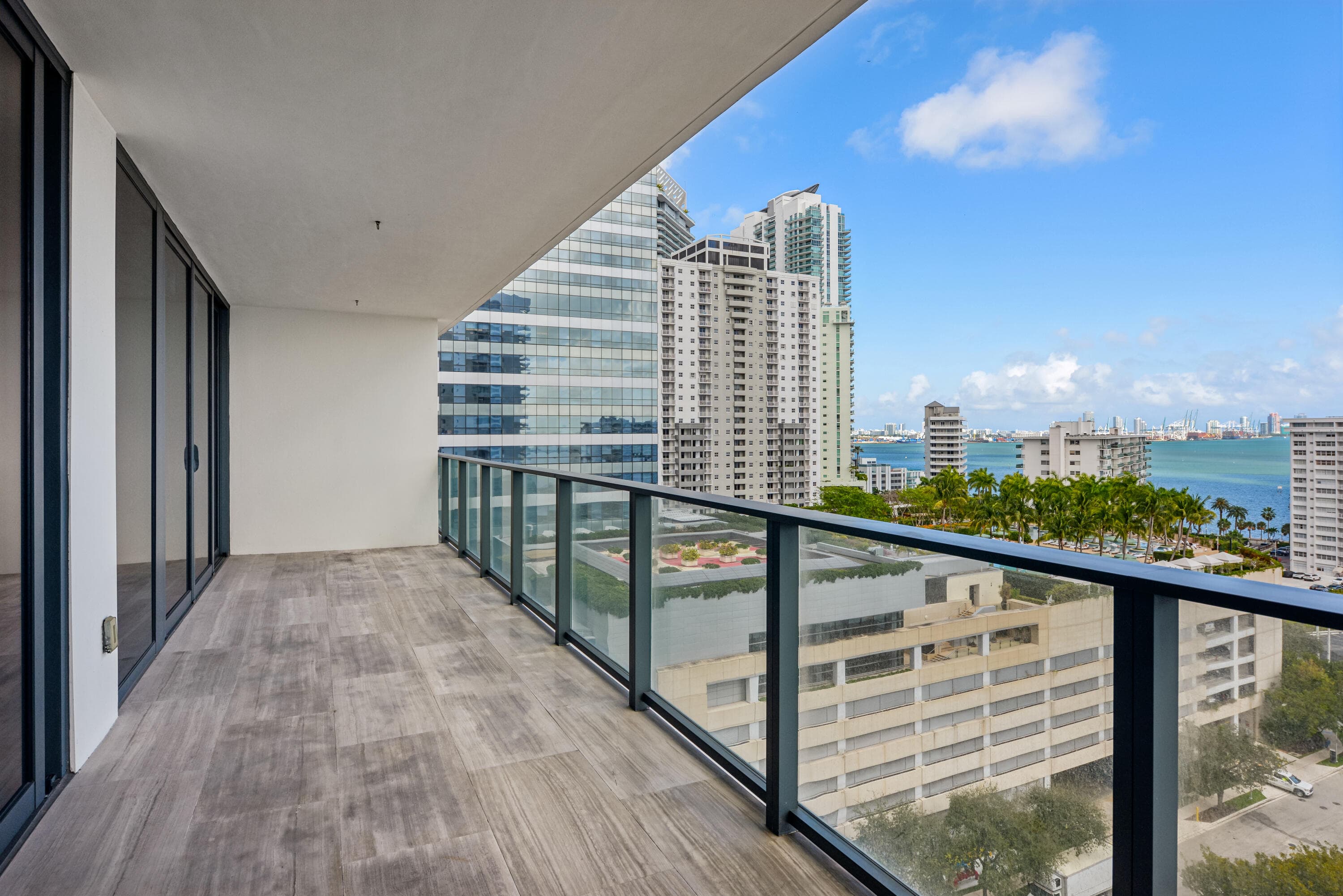 1451 Brickell Avenue 1202, Miami, FL 33131 — photo 24 of 27