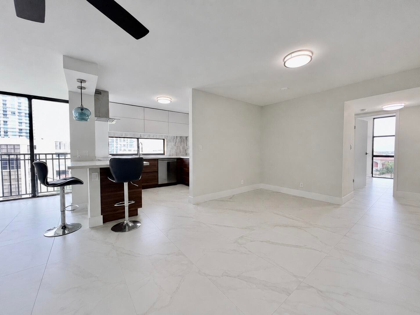 16919 N Bay Road 911, Sunny Isles Beach, FL 33160 — photo 10 of 41