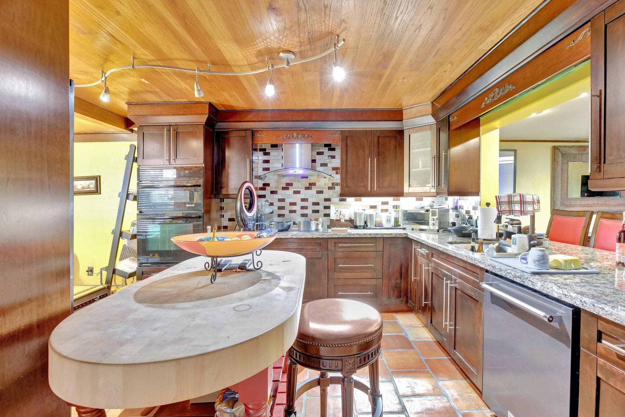 20606 NE 7th Court, Miami, FL 33179 — photo 13 of 40