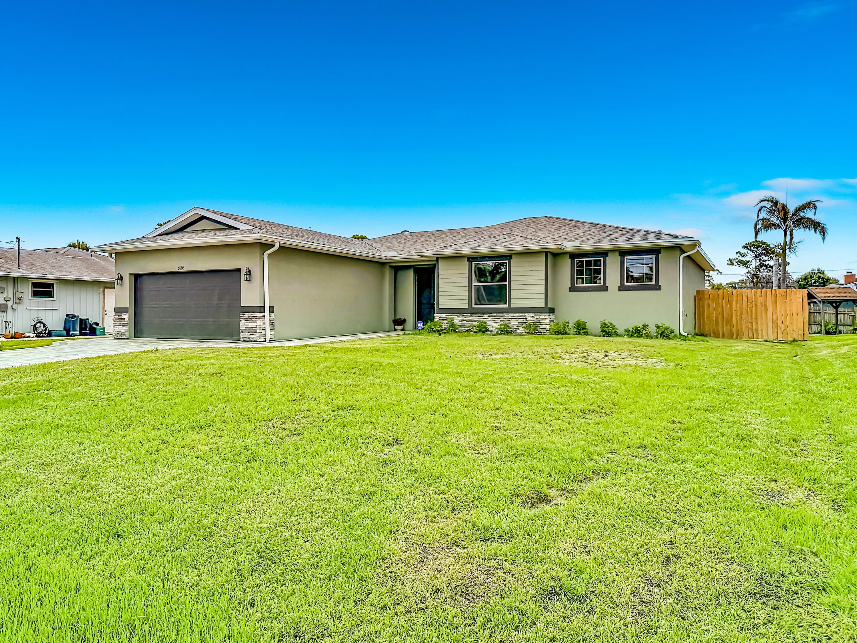 6006 Cassia Drive, Fort Pierce, FL 34982 — photo 3 of 44