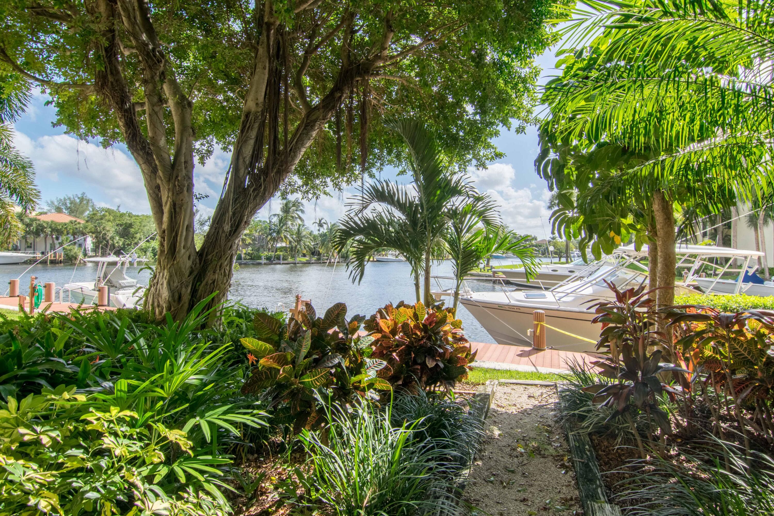 9 Royal Palm Way 403, Boca Raton, FL 33432 — photo 19 of 24