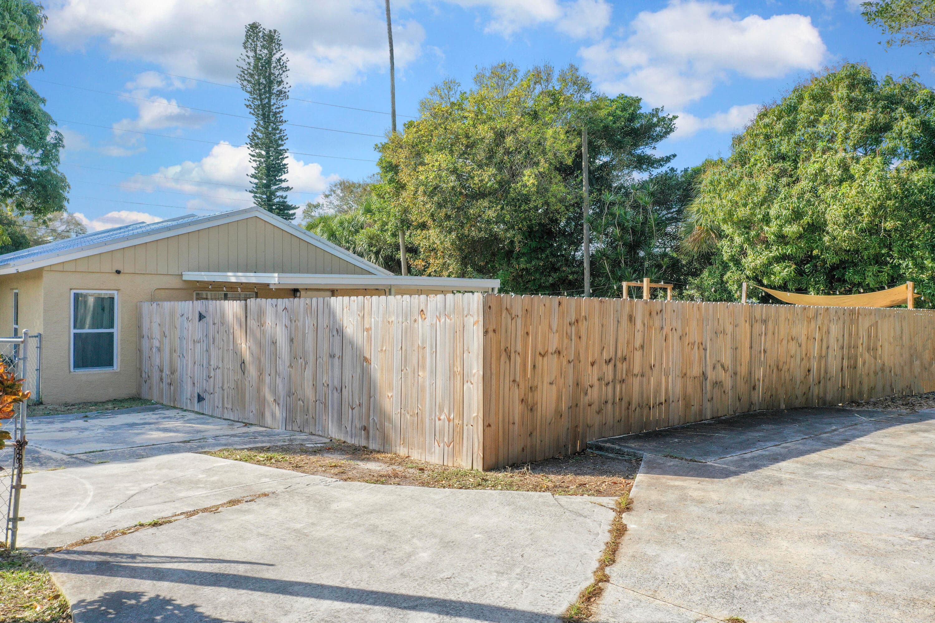 1002 Avenue E, Fort Pierce, FL 34950 — photo 25 of 34