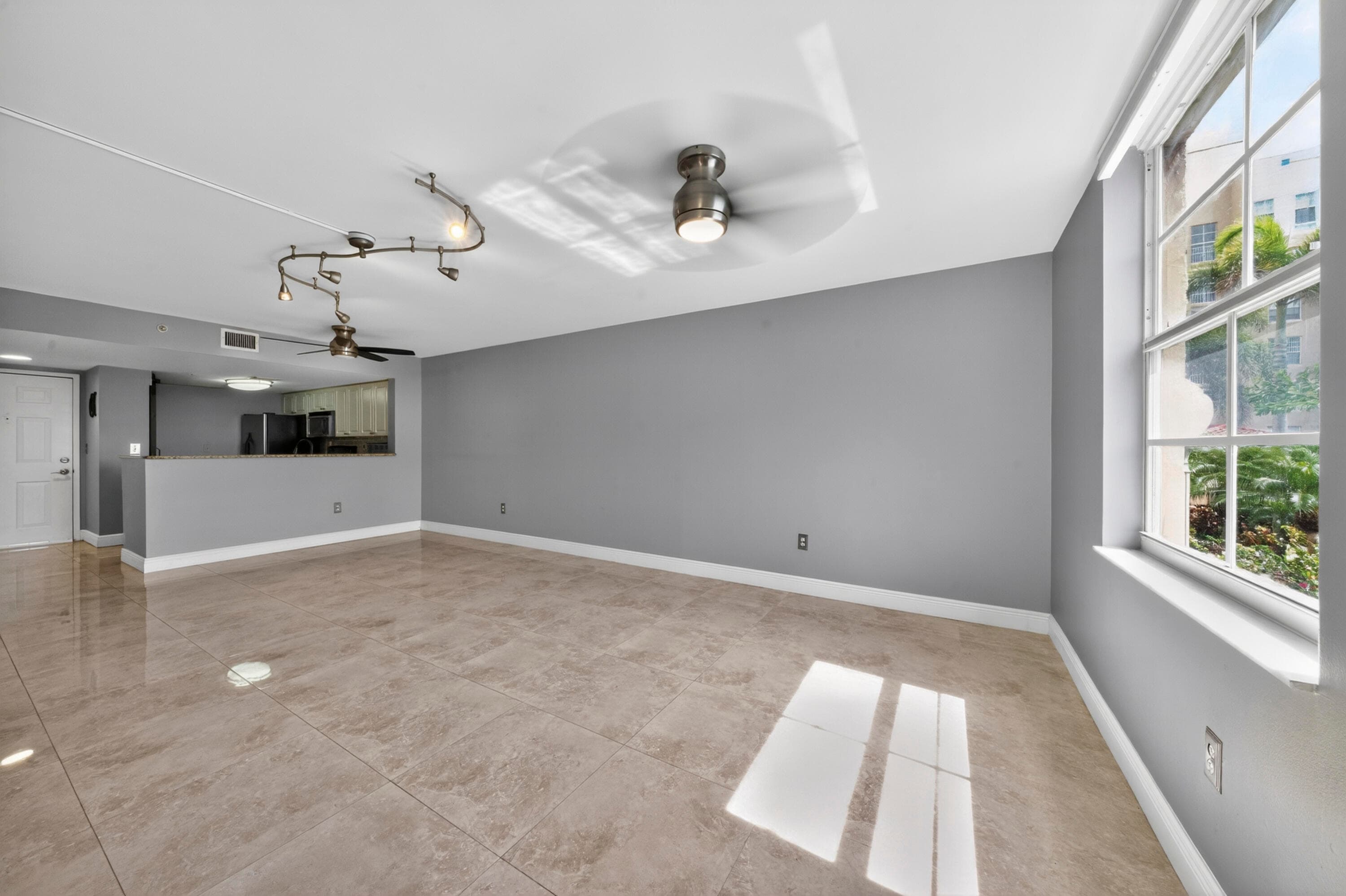 520 SE 5th Avenue 3209, Fort Lauderdale, FL 33301 — photo 10 of 49