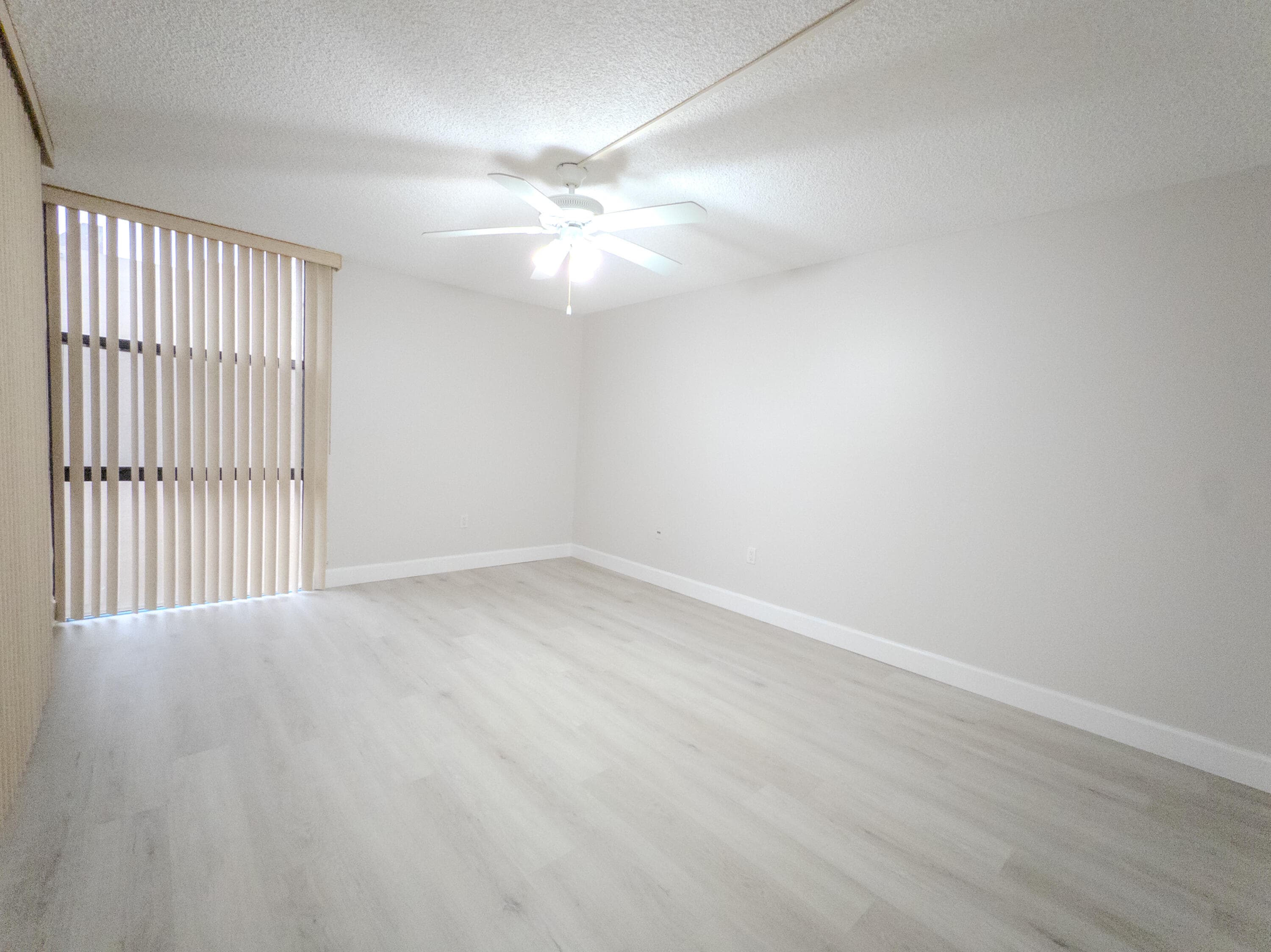 2800 N 46th A502, Hollywood, FL 33021 — photo 17 of 26