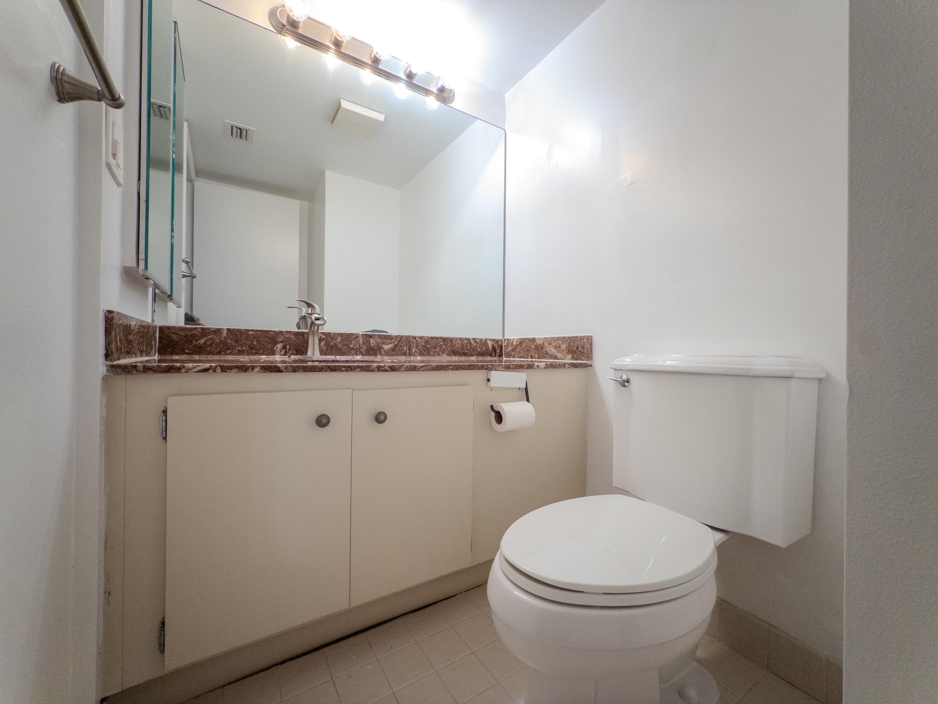 2800 N 46th A502, Hollywood, FL 33021 — photo 15 of 26