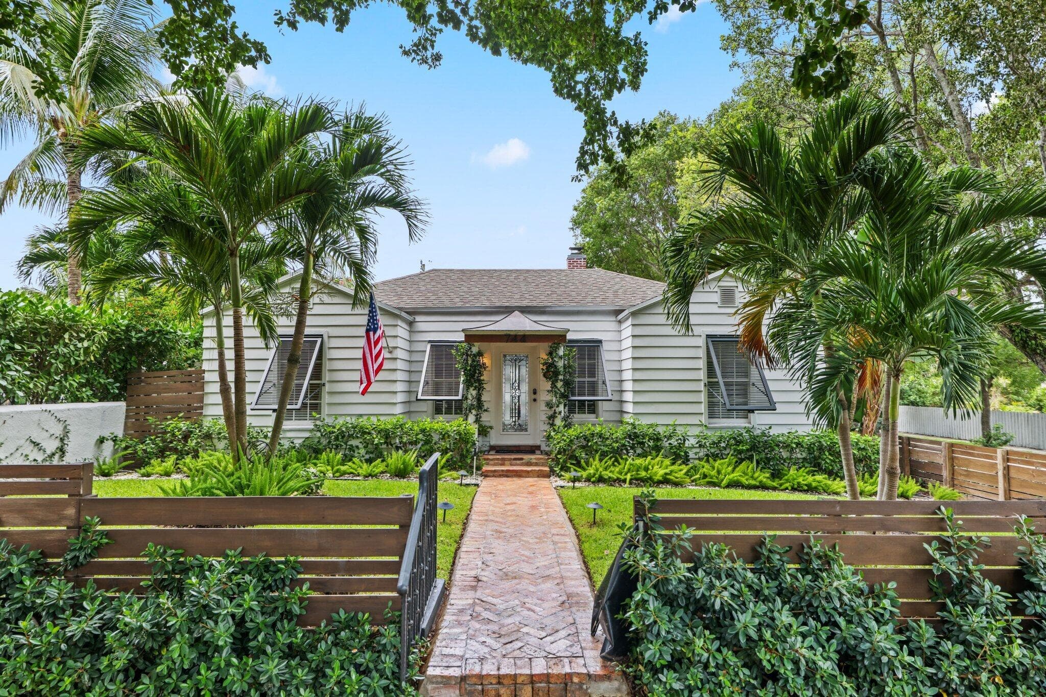 744 Sunset Road, West Palm Beach, FL 33401 — photo 1 of 37