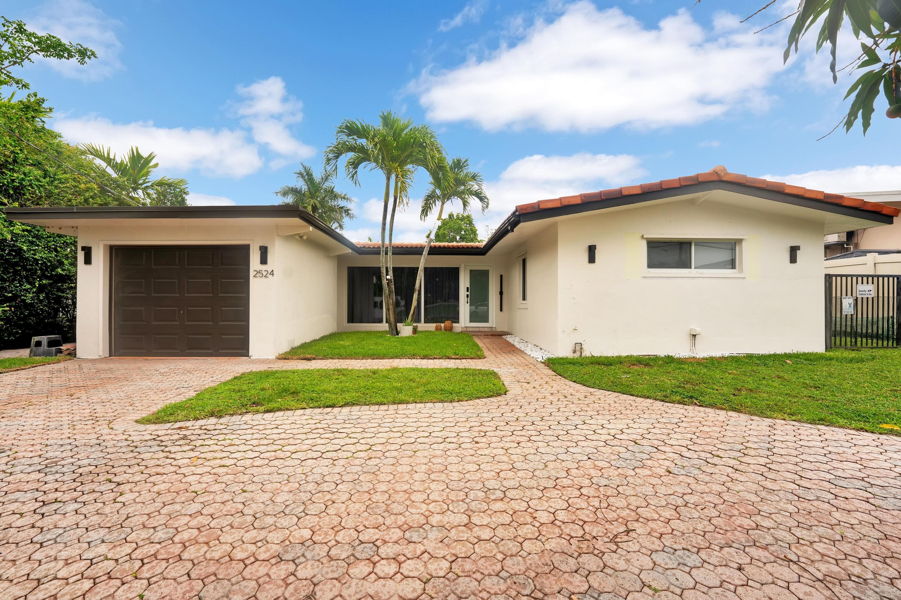 2524 Marathon Lane, Fort Lauderdale, FL 33312 — photo 3 of 36