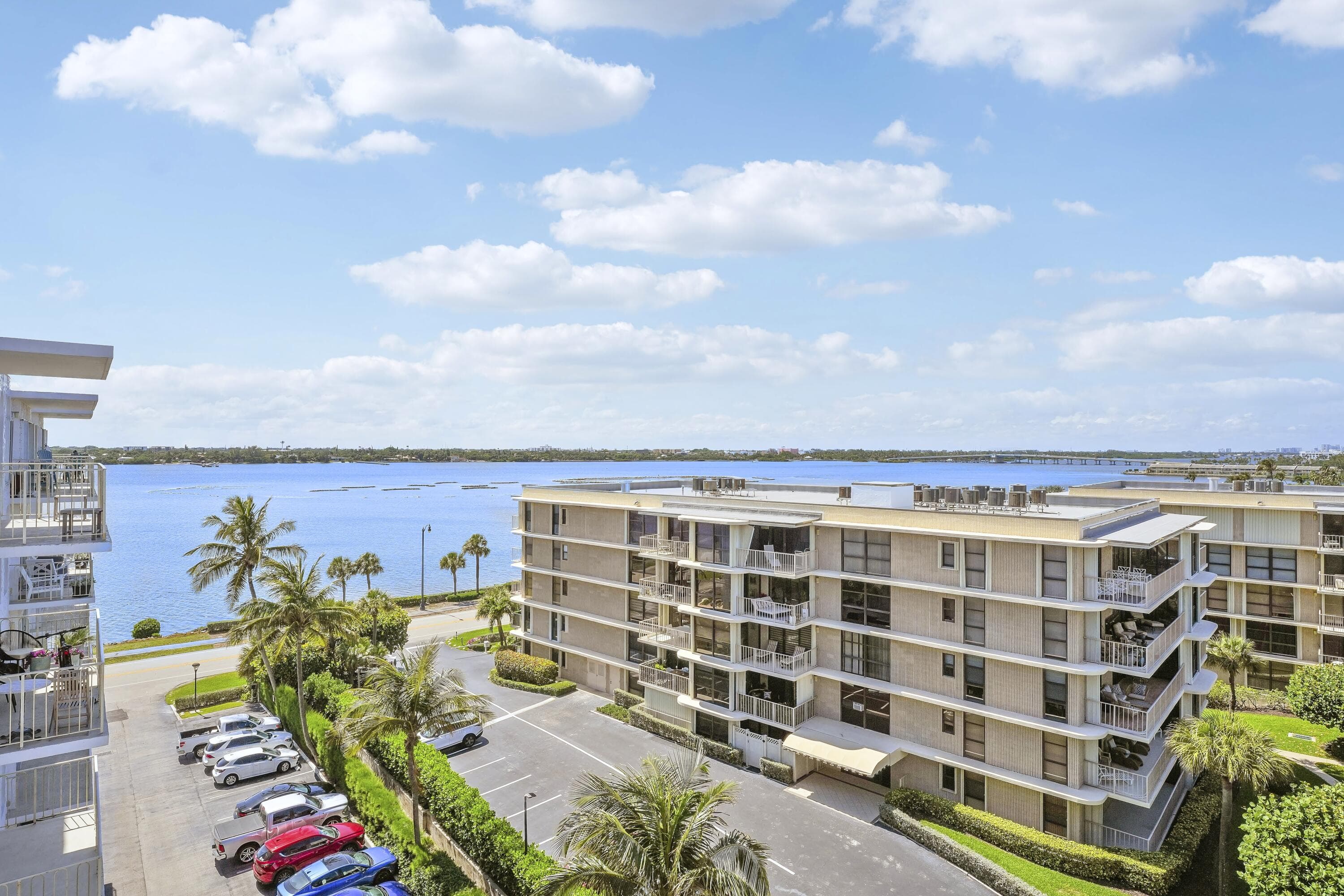 3230 S Ocean Boulevard D-607, Palm Beach, FL 33480 — photo 5 of 31