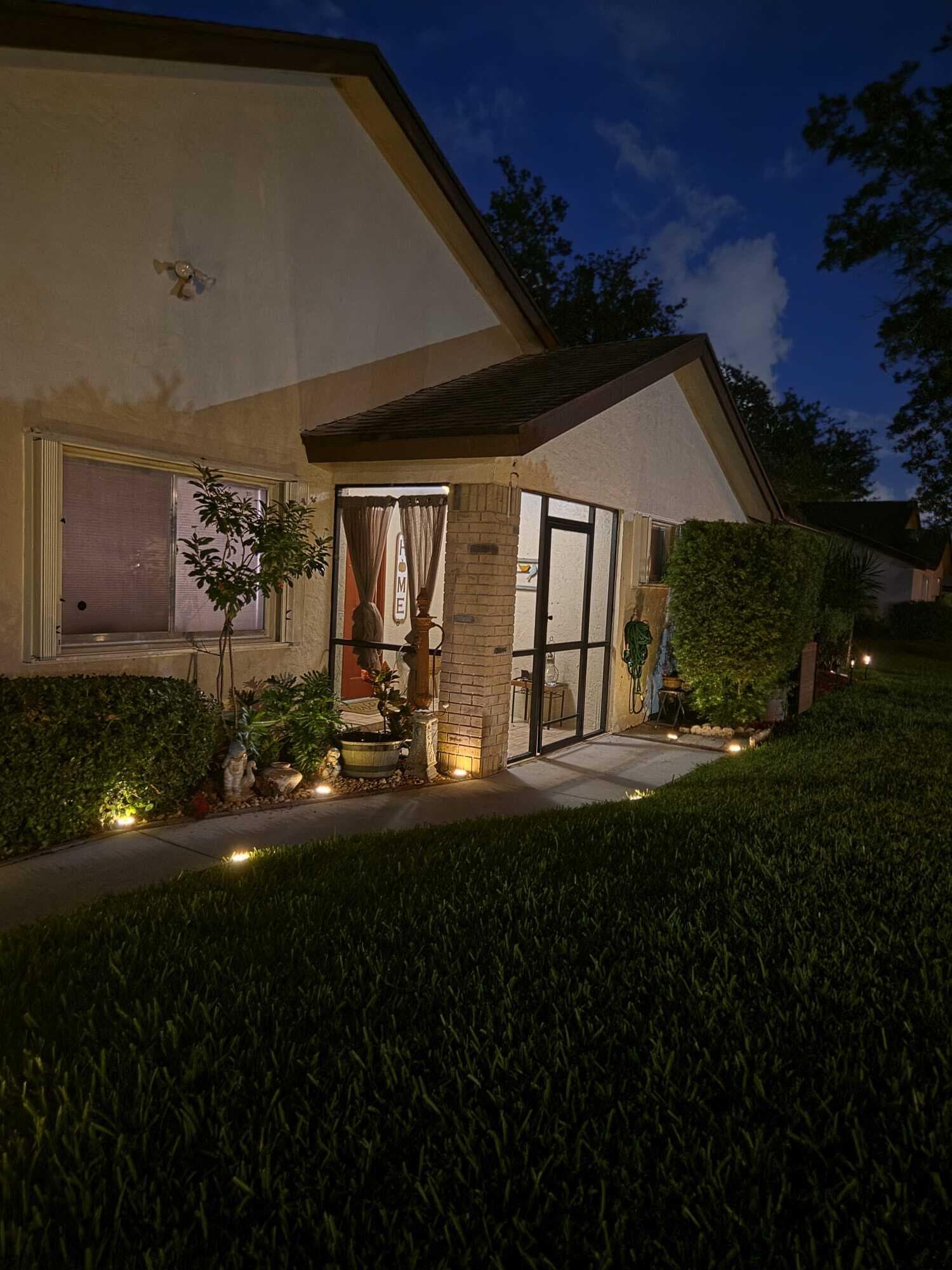 115 Ramblewood Circle, Royal Palm Beach, FL 33411 — photo 4 of 54