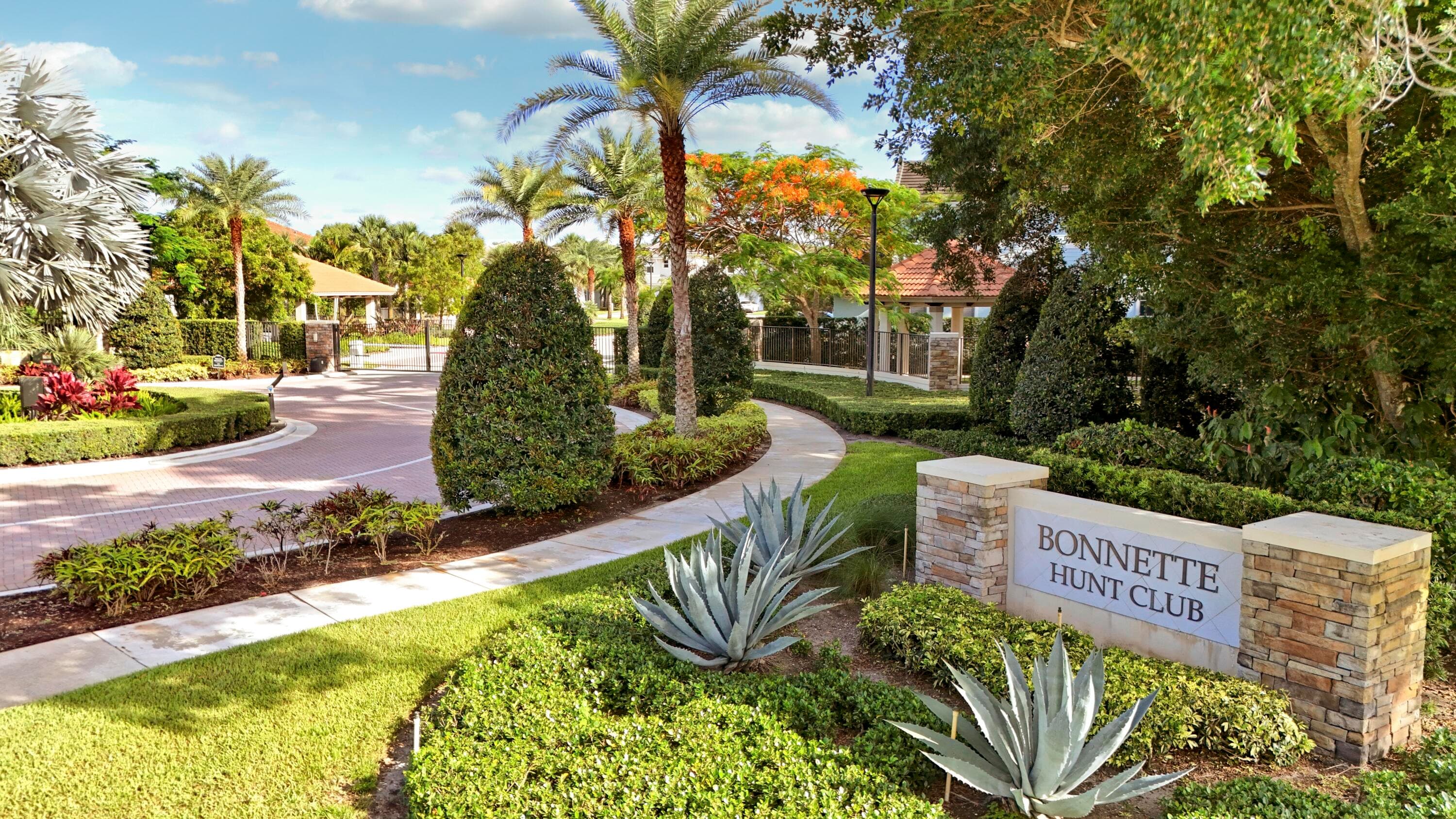 125 Bonnette Hunt Club Lane, Palm Beach Gardens, FL 33418 — photo 45 of 48
