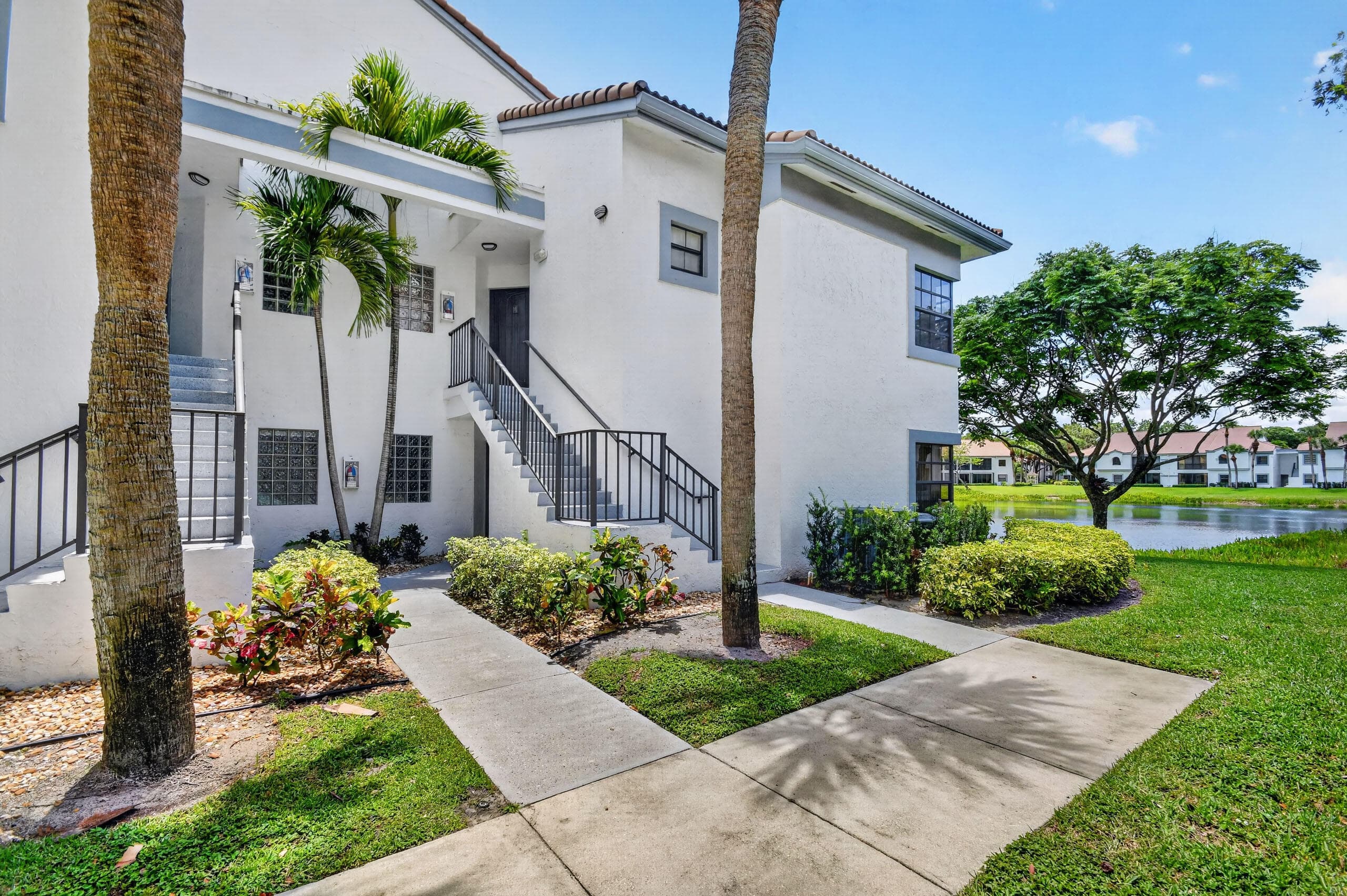 5394 Firenze Drive, Boynton Beach, FL 33437 — photo 2 of 82