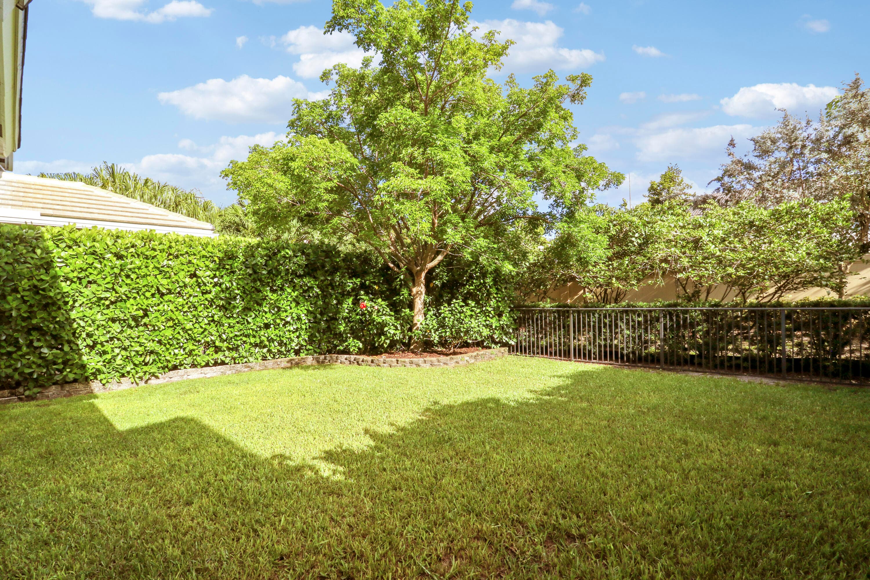 125 Bonnette Hunt Club Lane, Palm Beach Gardens, FL 33418 — photo 37 of 48
