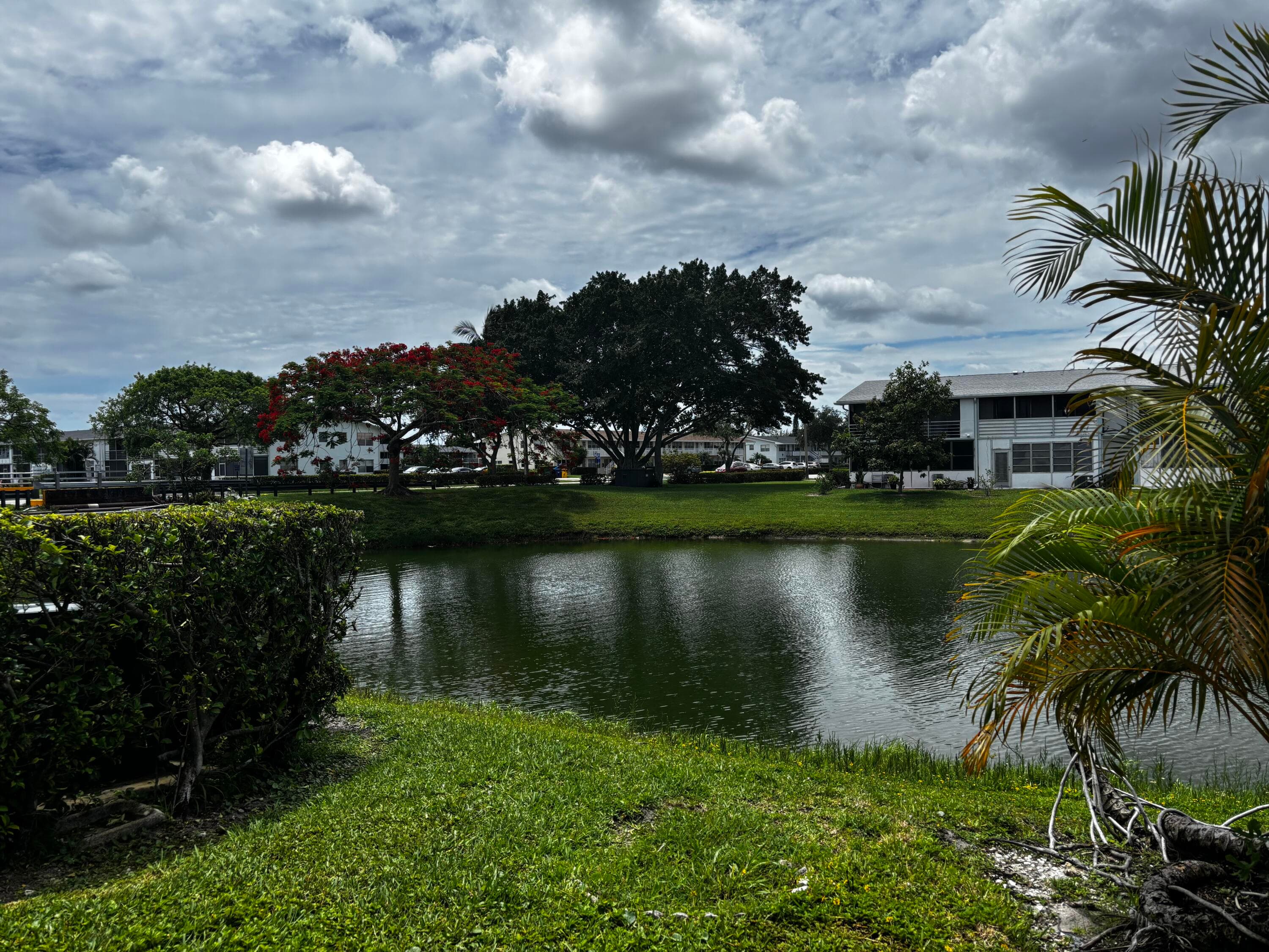 31 Northampton, West Palm Beach, FL 33417 — photo 18 of 19