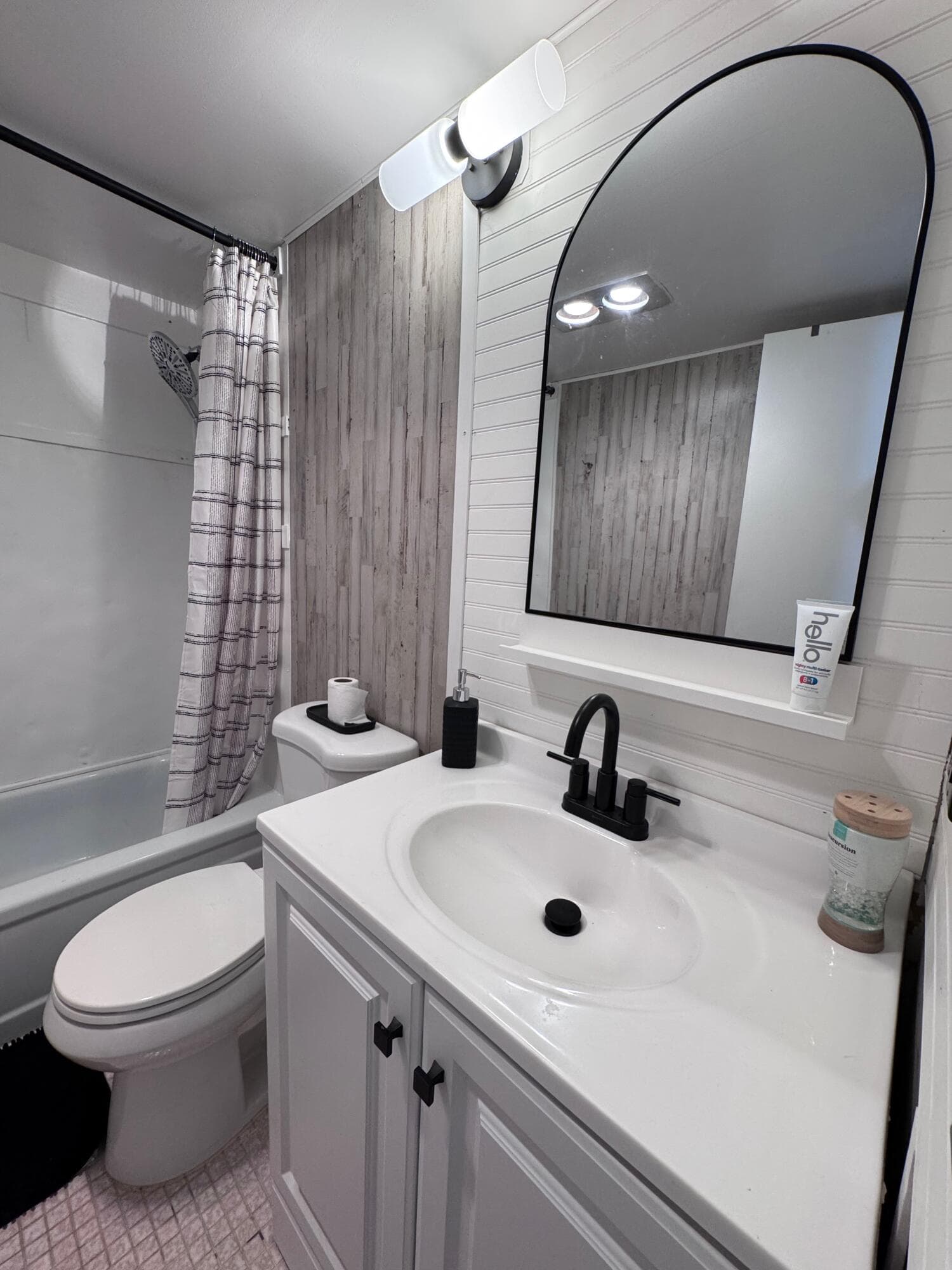 16 Sussex A 16, West Palm Beach, FL 33417 — photo 4 of 6