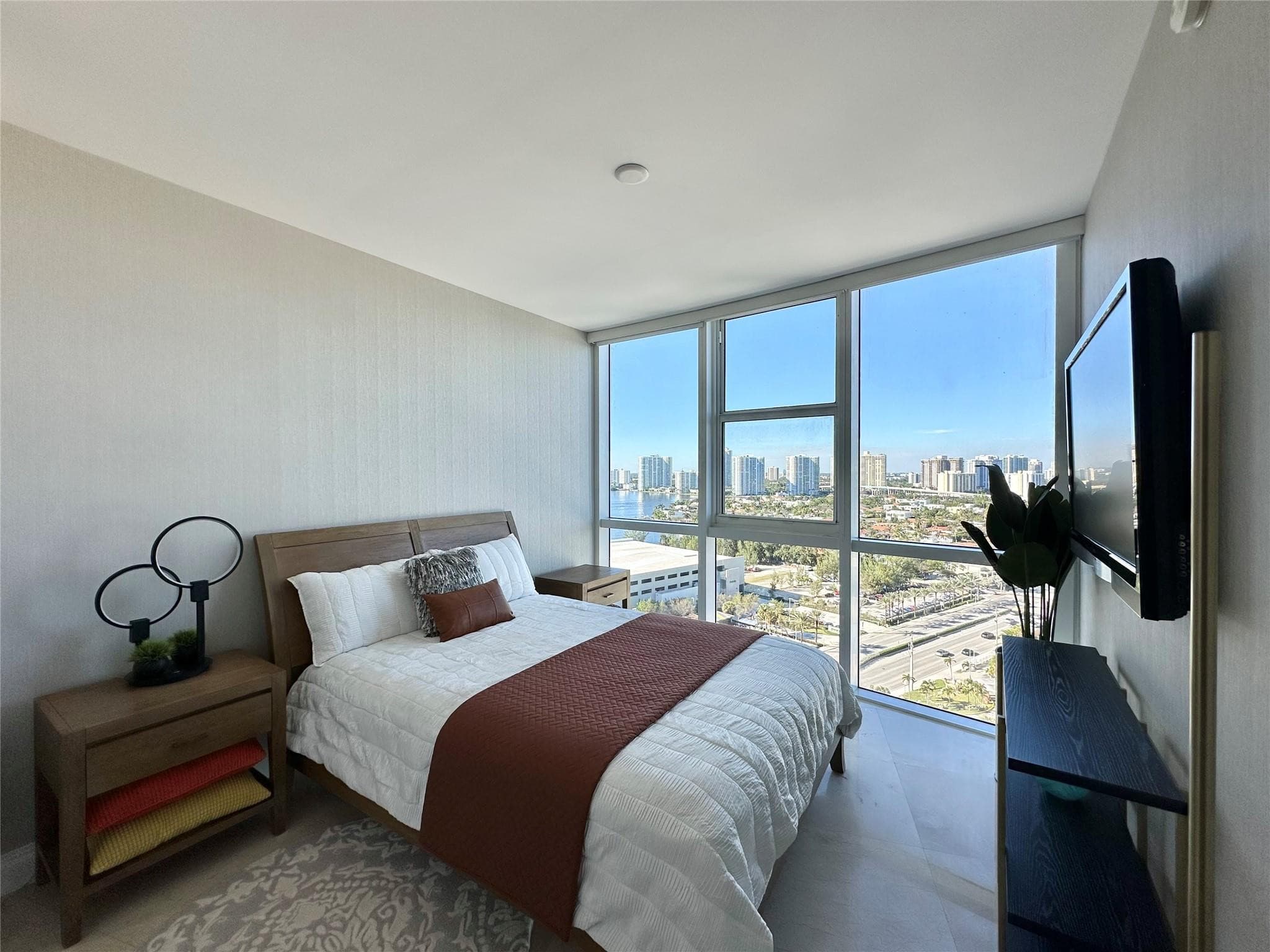 18201 Collins Avenue 1901, Sunny Isles Beach, FL 33160 — photo 8 of 85