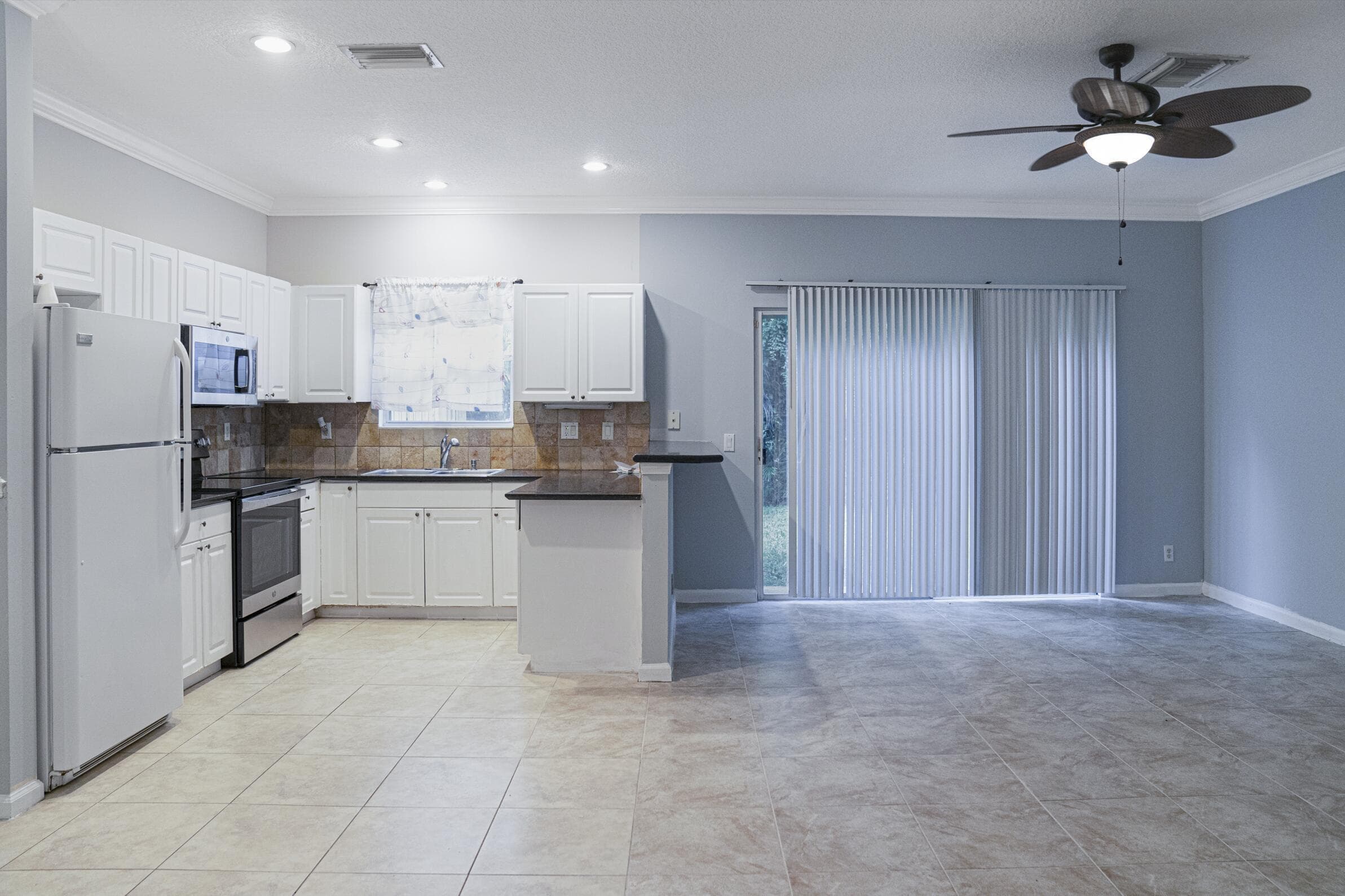 130 Baldwin Boulevard, Greenacres, FL 33463 — photo 4 of 19