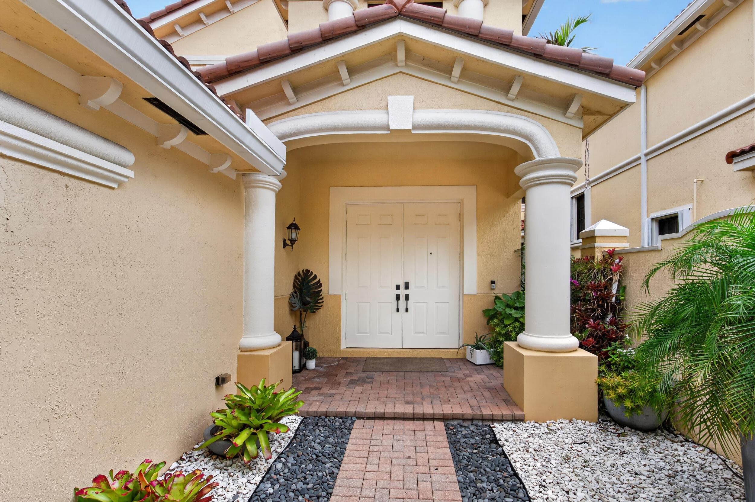 1687 Passion Vine Circle 1687, Weston, FL 33326 — photo 3 of 53
