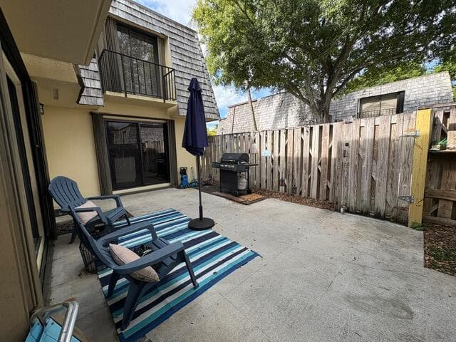 303 Arabian Road, Palm Springs, FL 33461 — photo