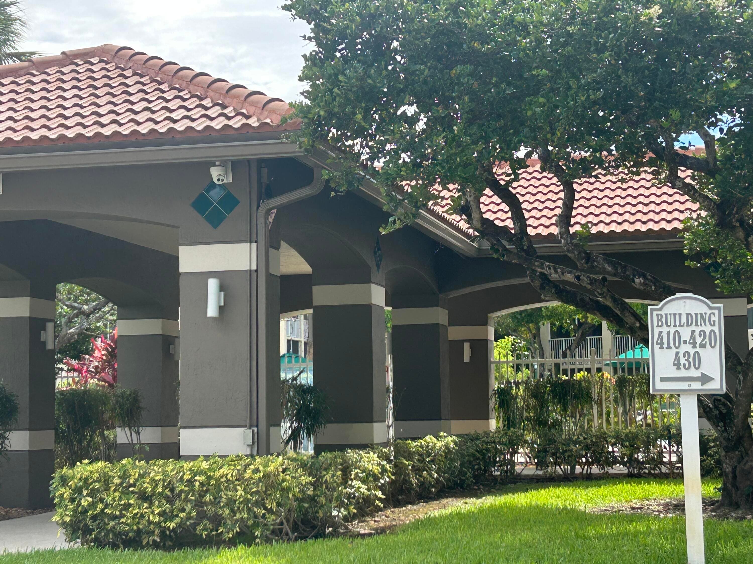 410 S Park 1-204, Hollywood, FL 33021 — photo 30 of 32