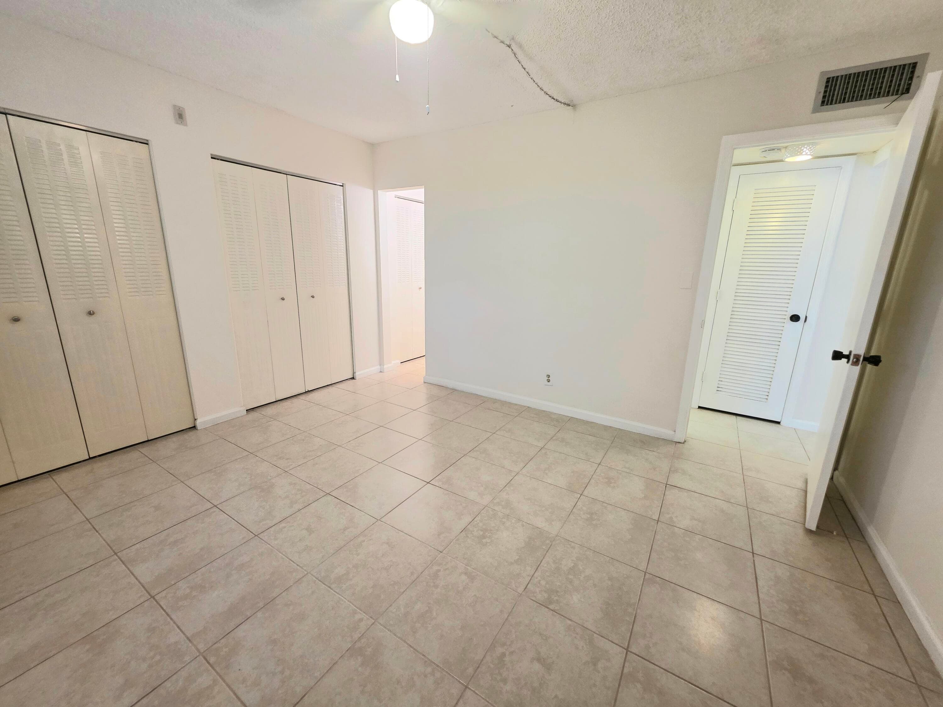 959 SE 2nd Avenue 101, Deerfield Beach, FL 33441 — photo 14 of 28