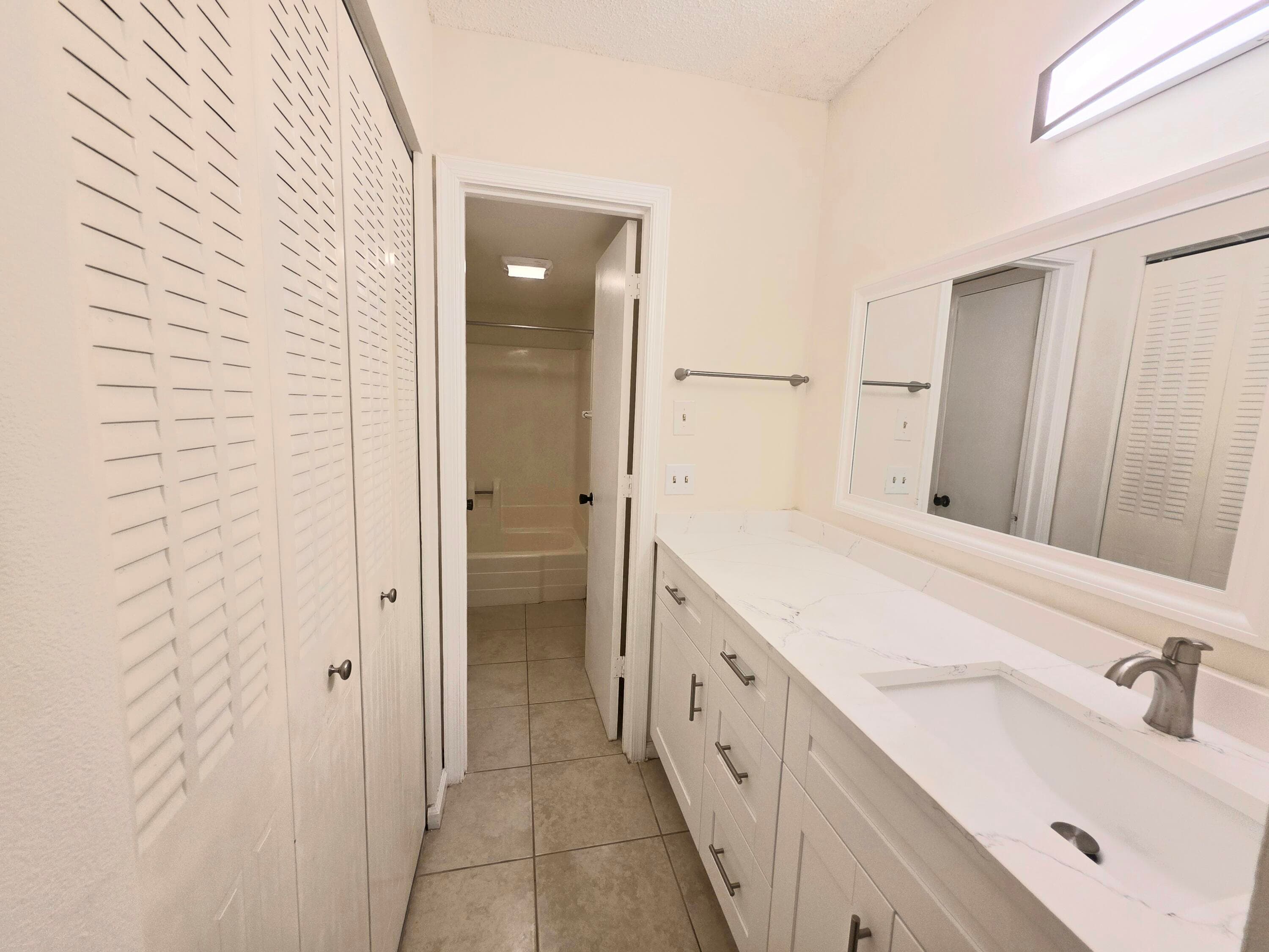 959 SE 2nd Avenue 101, Deerfield Beach, FL 33441 — photo 15 of 28