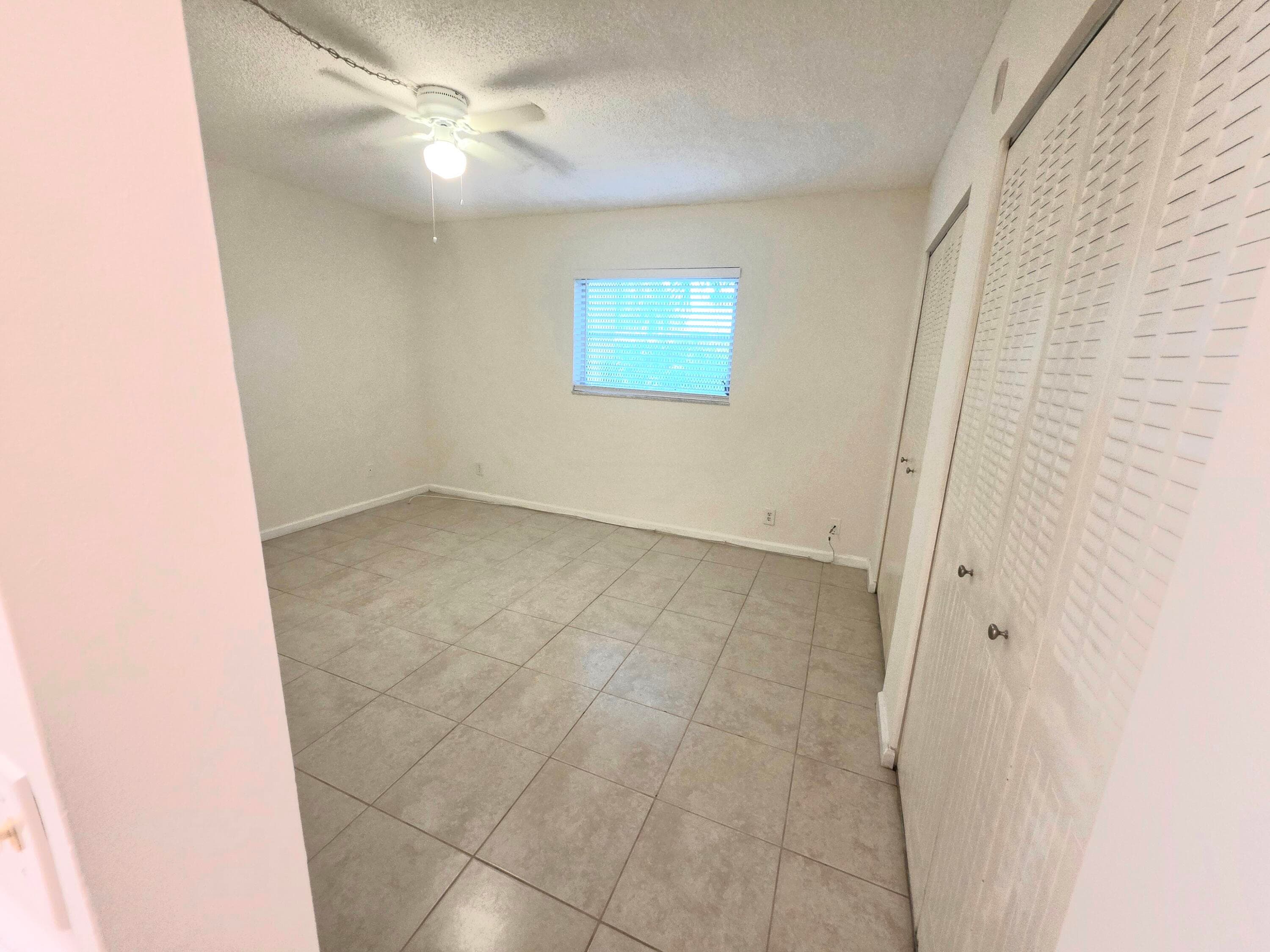 959 SE 2nd Avenue 101, Deerfield Beach, FL 33441 — photo 17 of 28