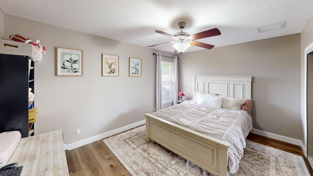 201 NE Faring Avenue, Port St. Lucie, FL 34983 — photo 15 of 37