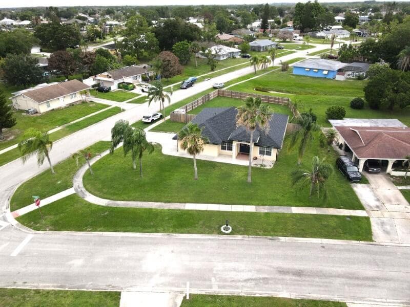 201 NE Faring Avenue, Port St. Lucie, FL 34983 — photo 35 of 37