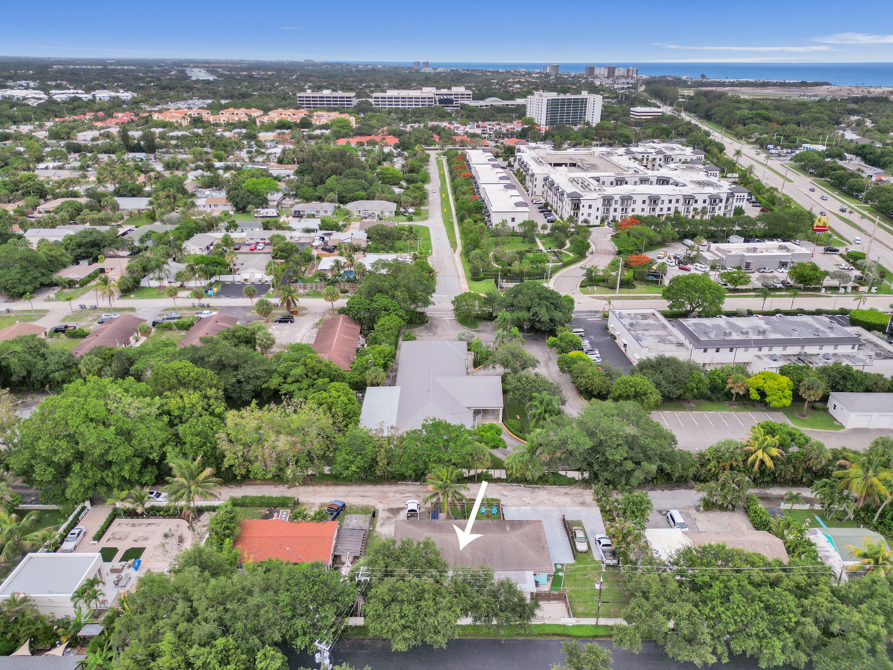 1718 Ridge Road, North Palm Beach, FL 33408 — photo 4 of 38