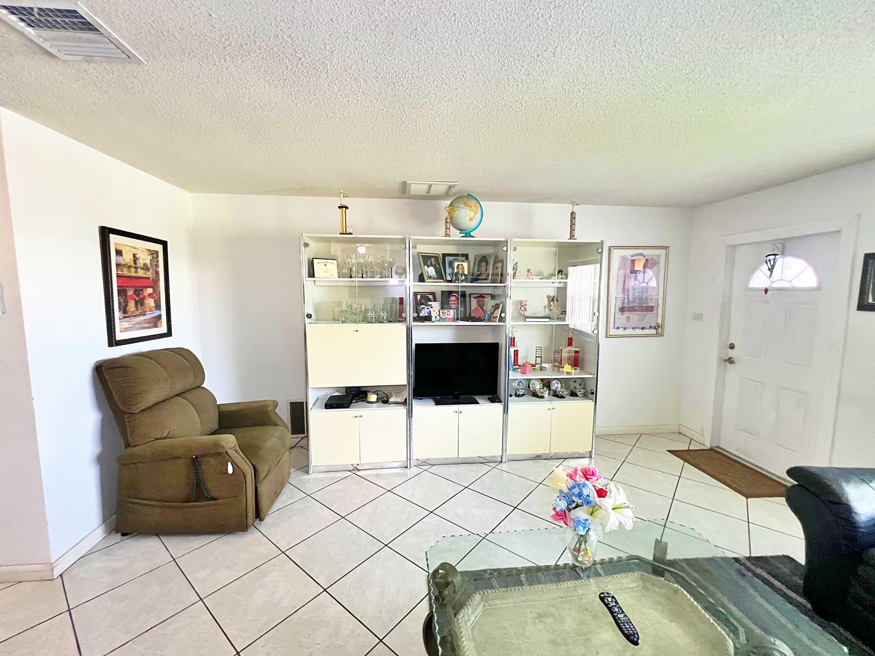5715 NW 84th Terrace, Tamarac, FL 33321 — photo 33 of 40
