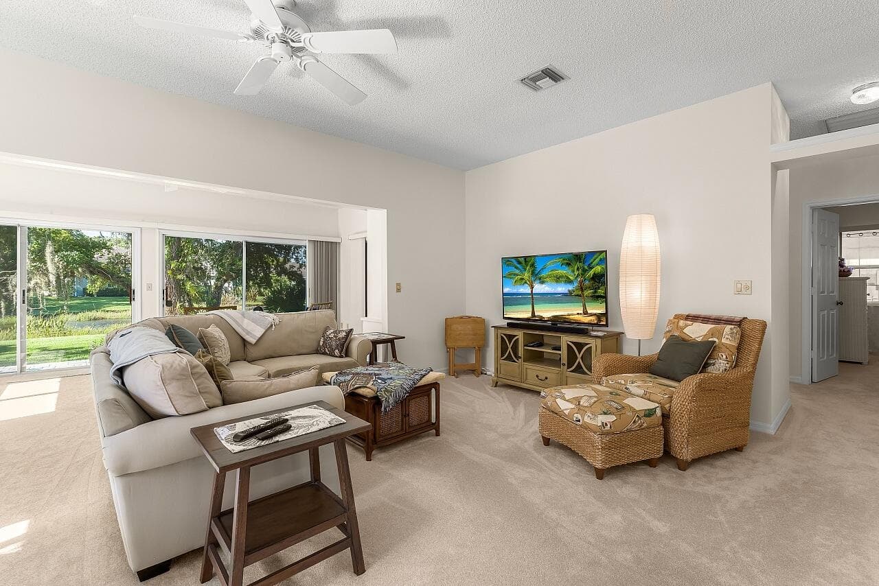 431 Tamarind Place, Vero Beach, FL 32962 — photo 4 of 50