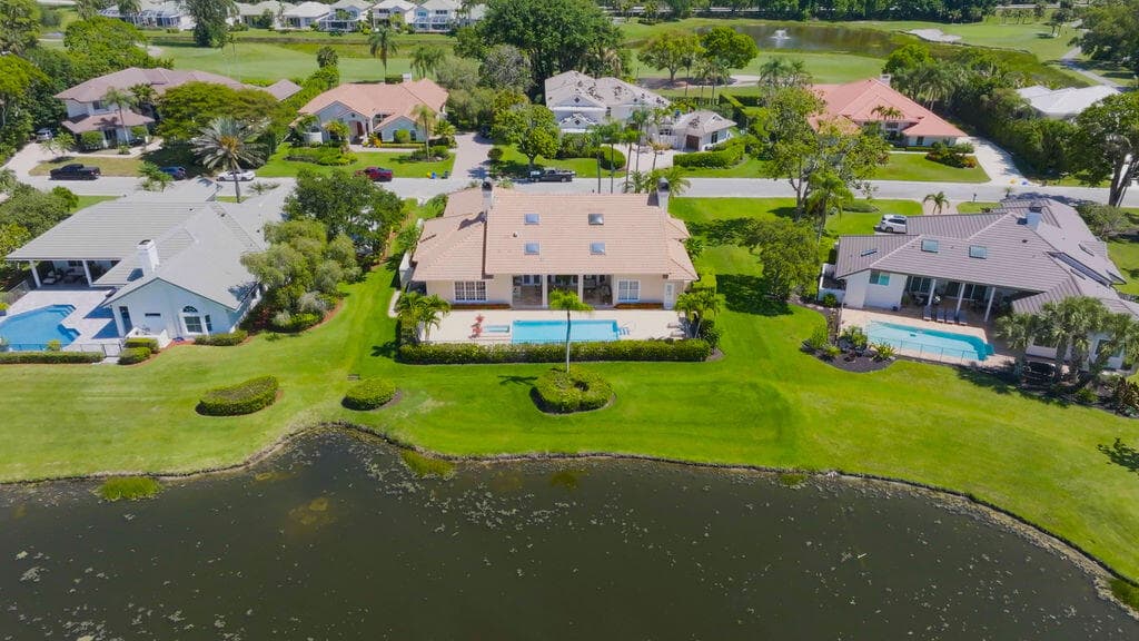 83 Sandbourne Lane, Palm Beach Gardens, FL 33418 — photo 16 of 77