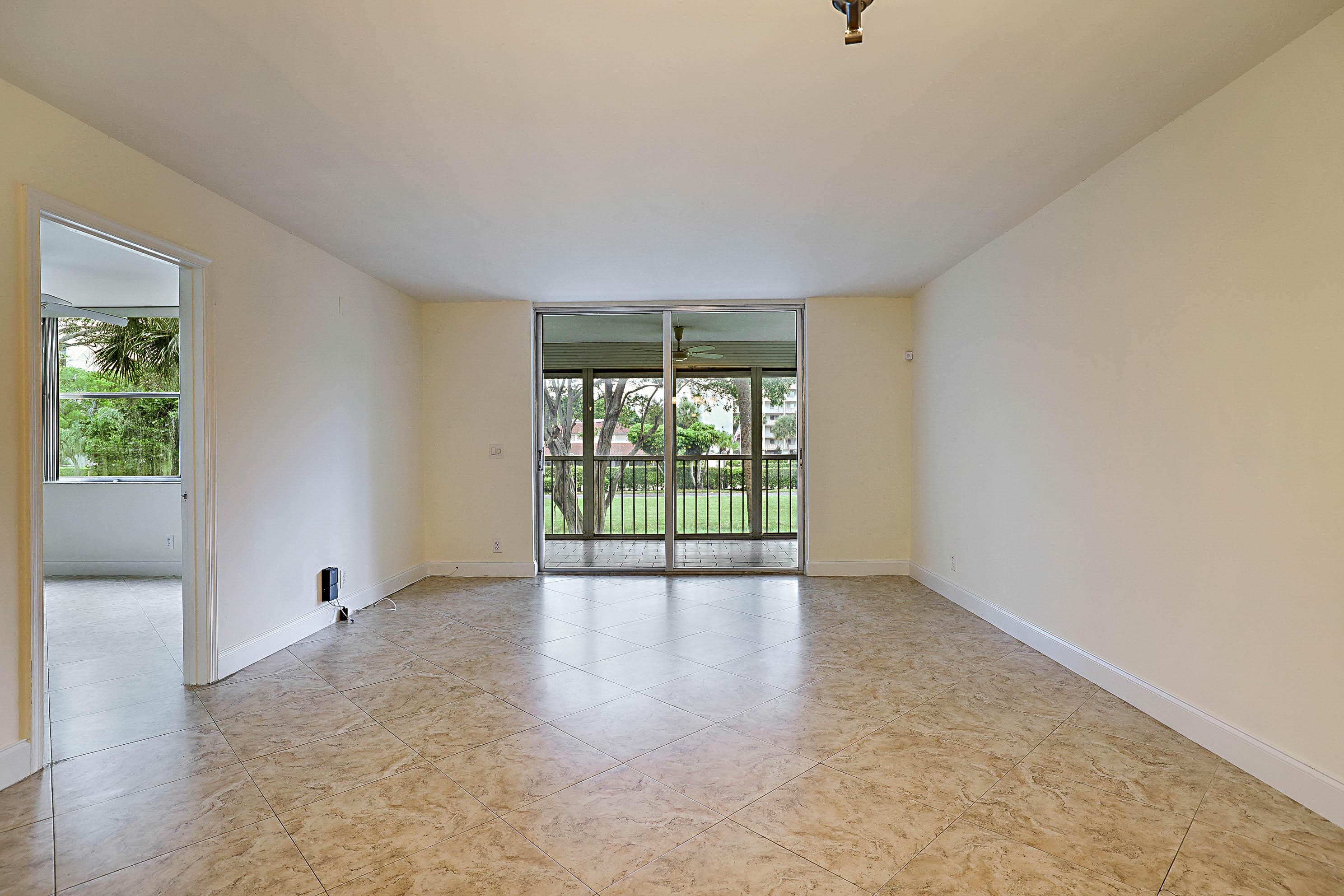 14527 Bonaire Boulevard 203, Delray Beach, FL 33446 — photo 10 of 32