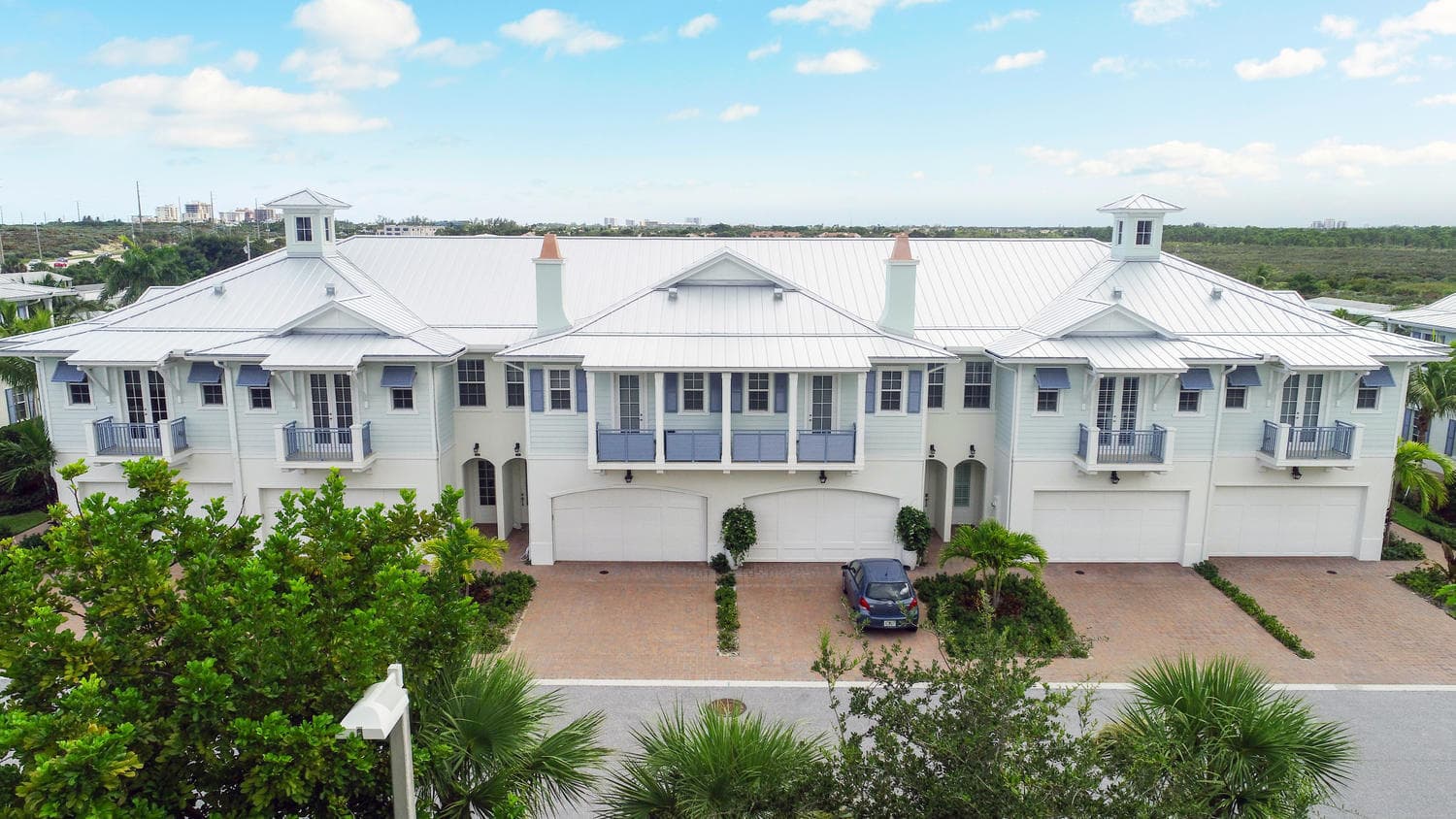 114 Ocean Breeze Drive, Juno Beach, FL 33408 — photo