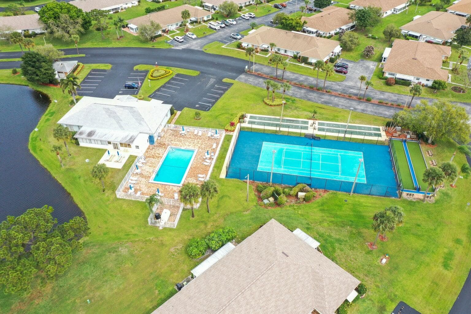 1212 Lakes End Drive D, Fort Pierce, FL 34982 — photo 22 of 35
