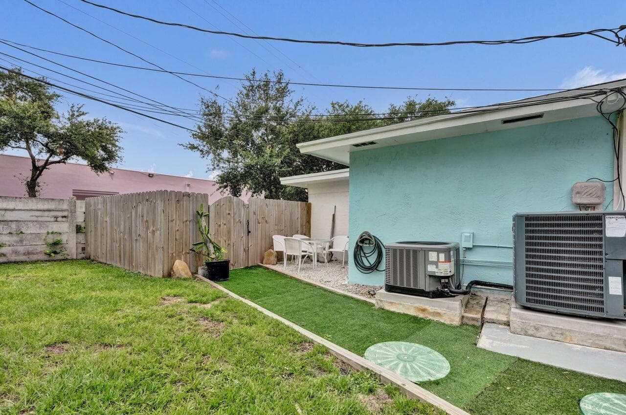 1718 Ridge Road, North Palm Beach, FL 33408 — photo 36 of 38