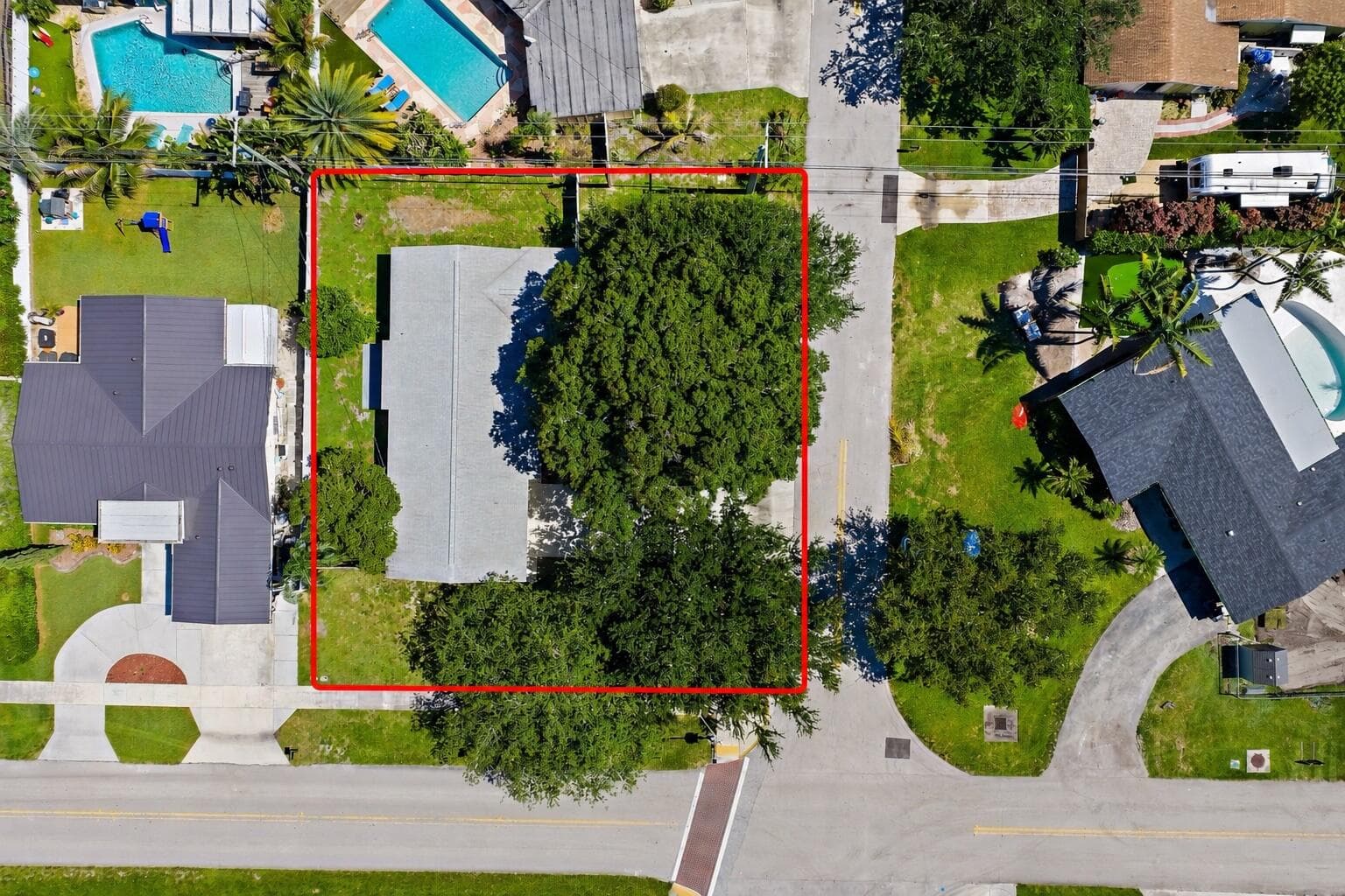 678 Riverside Drive, Palm Beach Gardens, FL 33410 — photo 3 of 44