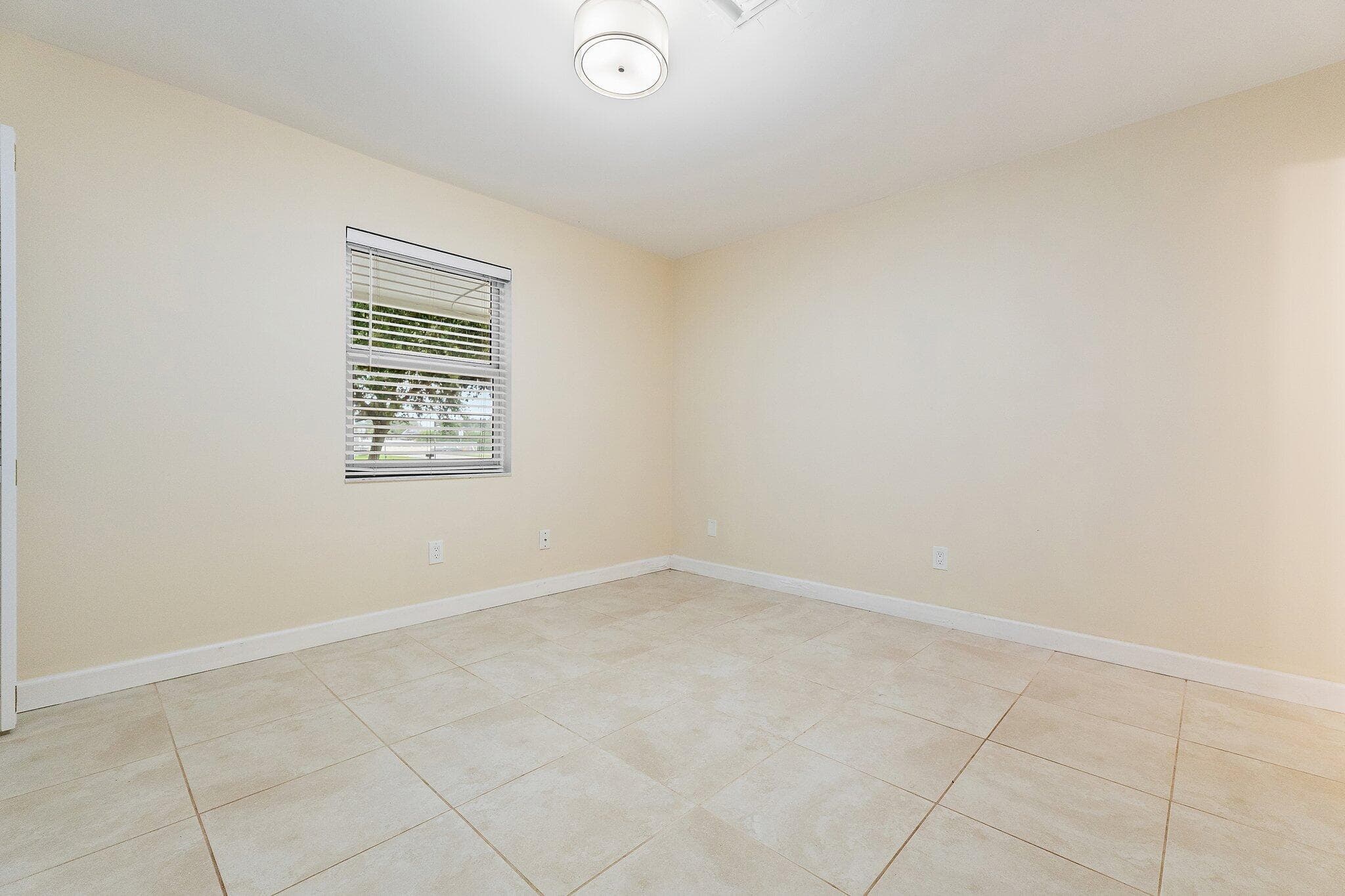 678 Riverside Drive, Palm Beach Gardens, FL 33410 — photo 22 of 44