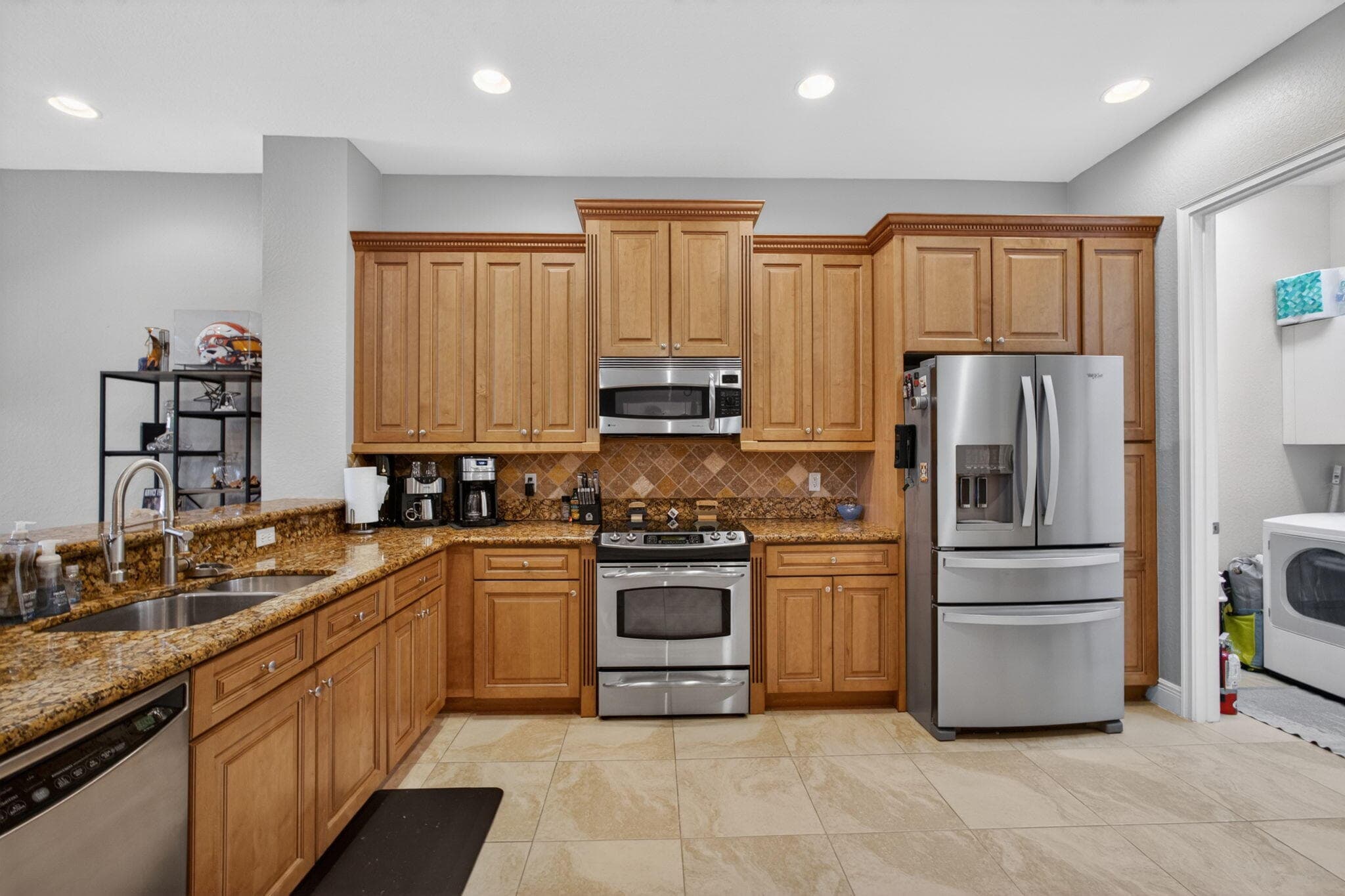 4710 Artesa Way E, Palm Beach Gardens, FL 33418 — photo 9 of 51