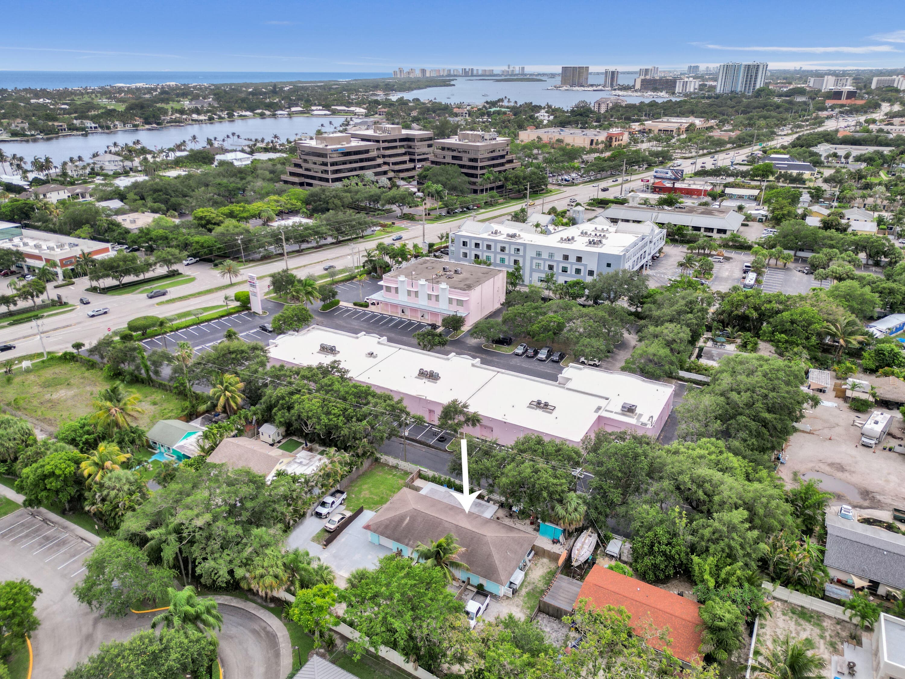 1718 Ridge Road, North Palm Beach, FL 33408 — photo 3 of 38