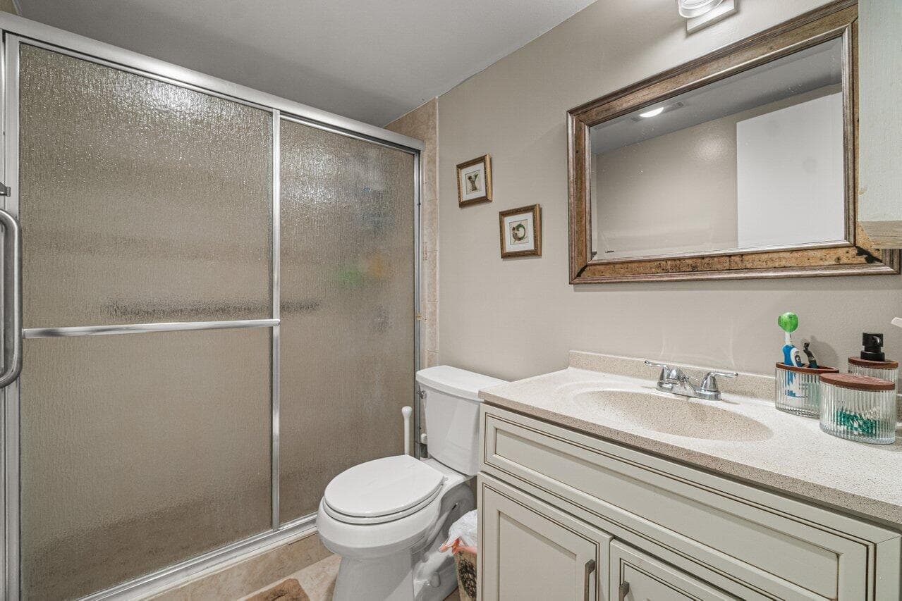 175 Suffolk E, Boca Raton, FL 33434 — photo 10 of 23