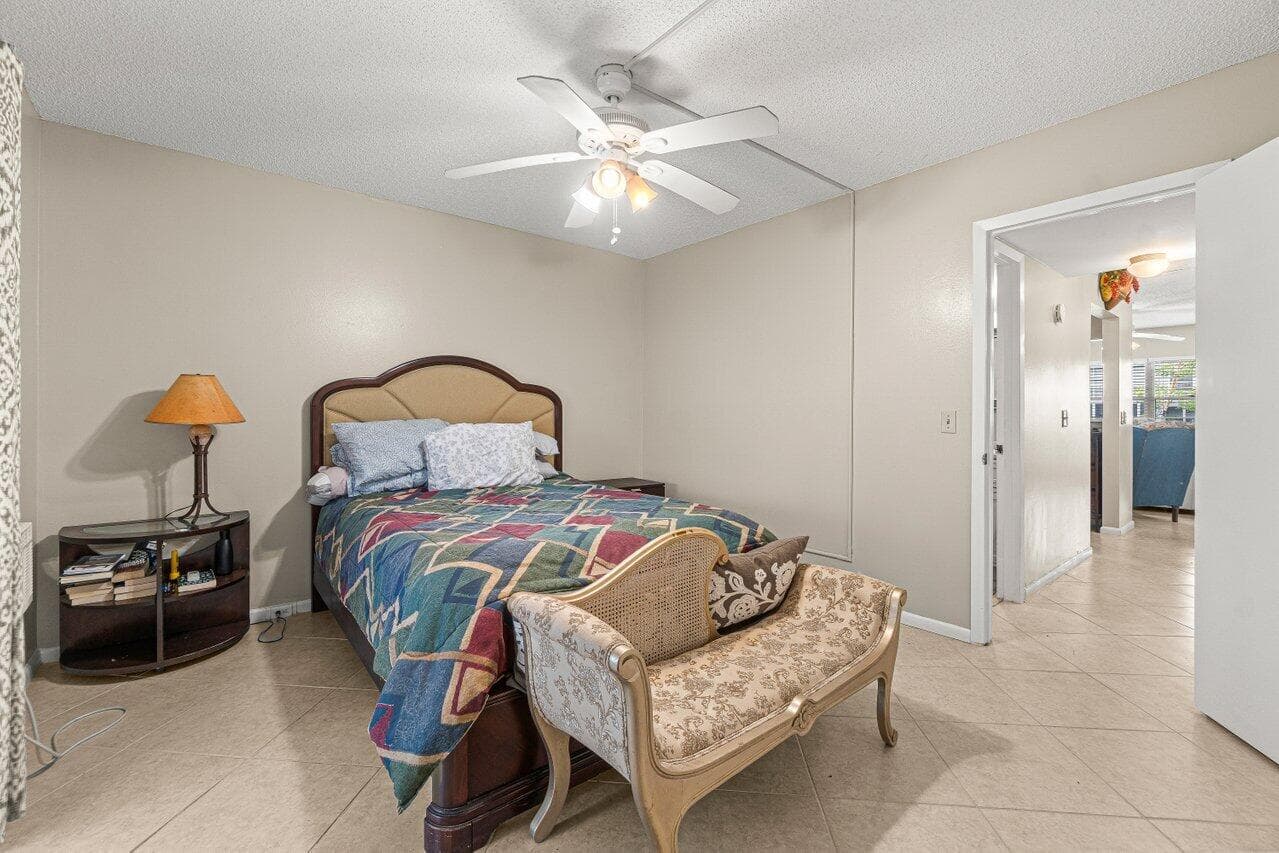 175 Suffolk E, Boca Raton, FL 33434 — photo 13 of 23