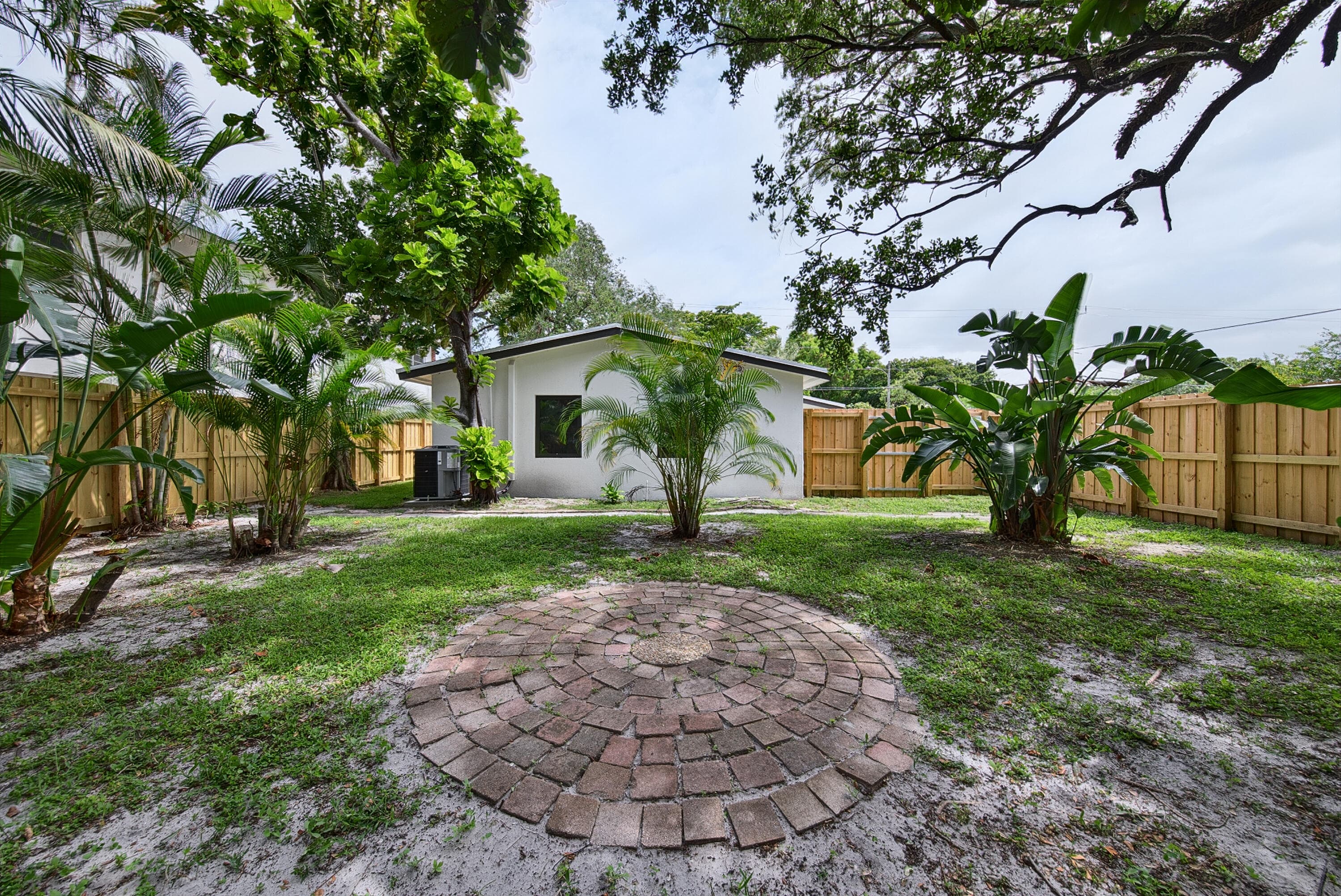 1101 SW 19th Avenue, Fort Lauderdale, FL 33312 — photo 19 of 45