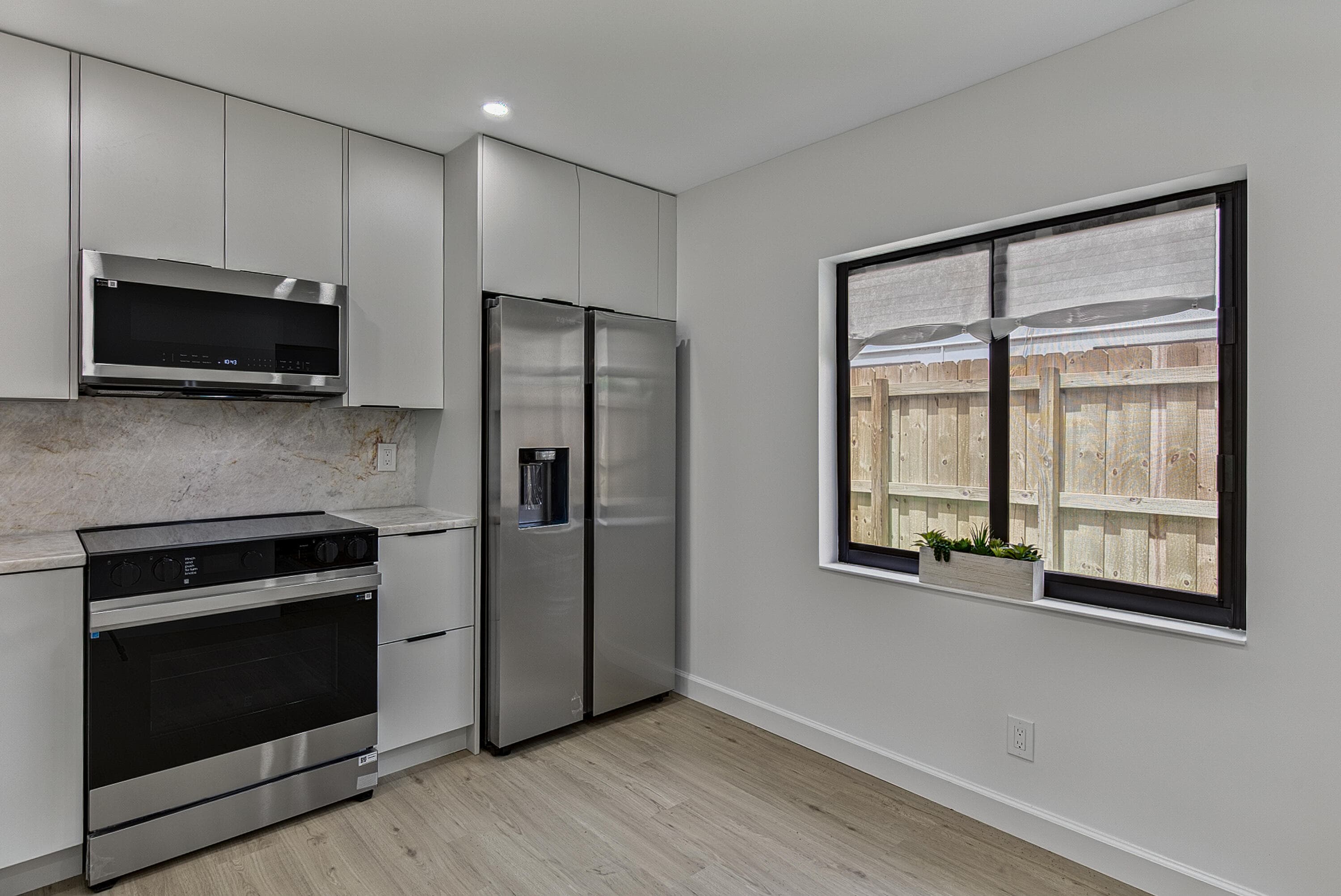 1101 SW 19th Avenue, Fort Lauderdale, FL 33312 — photo 9 of 45