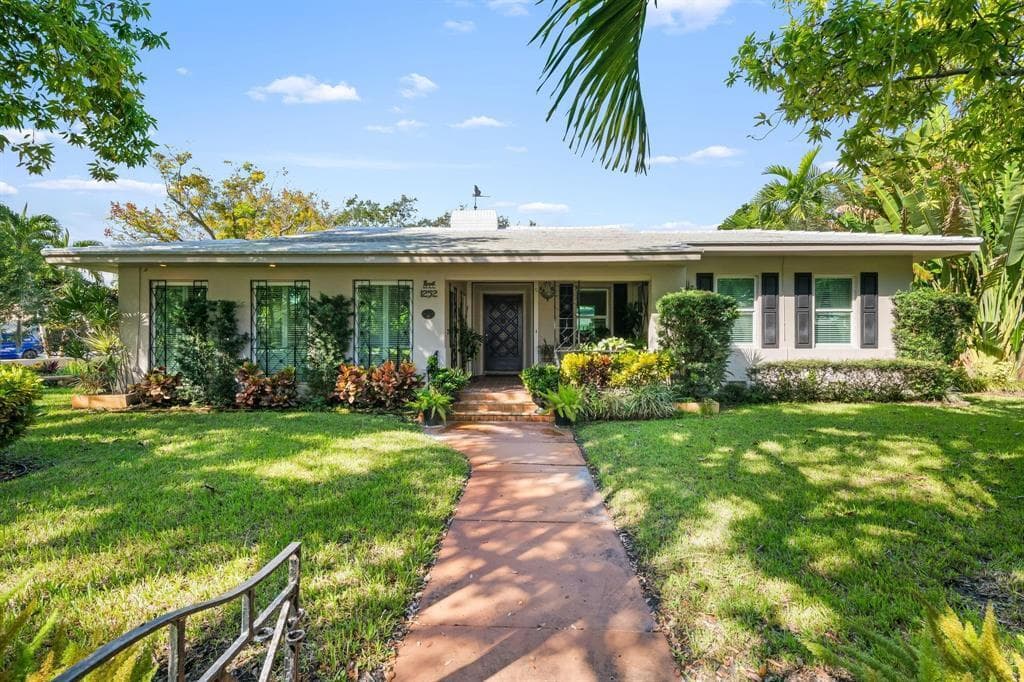 1252 N Rio Vista Boulevard, Fort Lauderdale, FL 33301 — photo 1 of 30